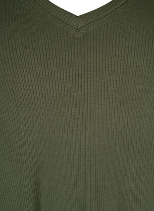 Geripptes T-Shirt aus Viskose mit V-Ausschnitt., Thyme, Packshot image number 2