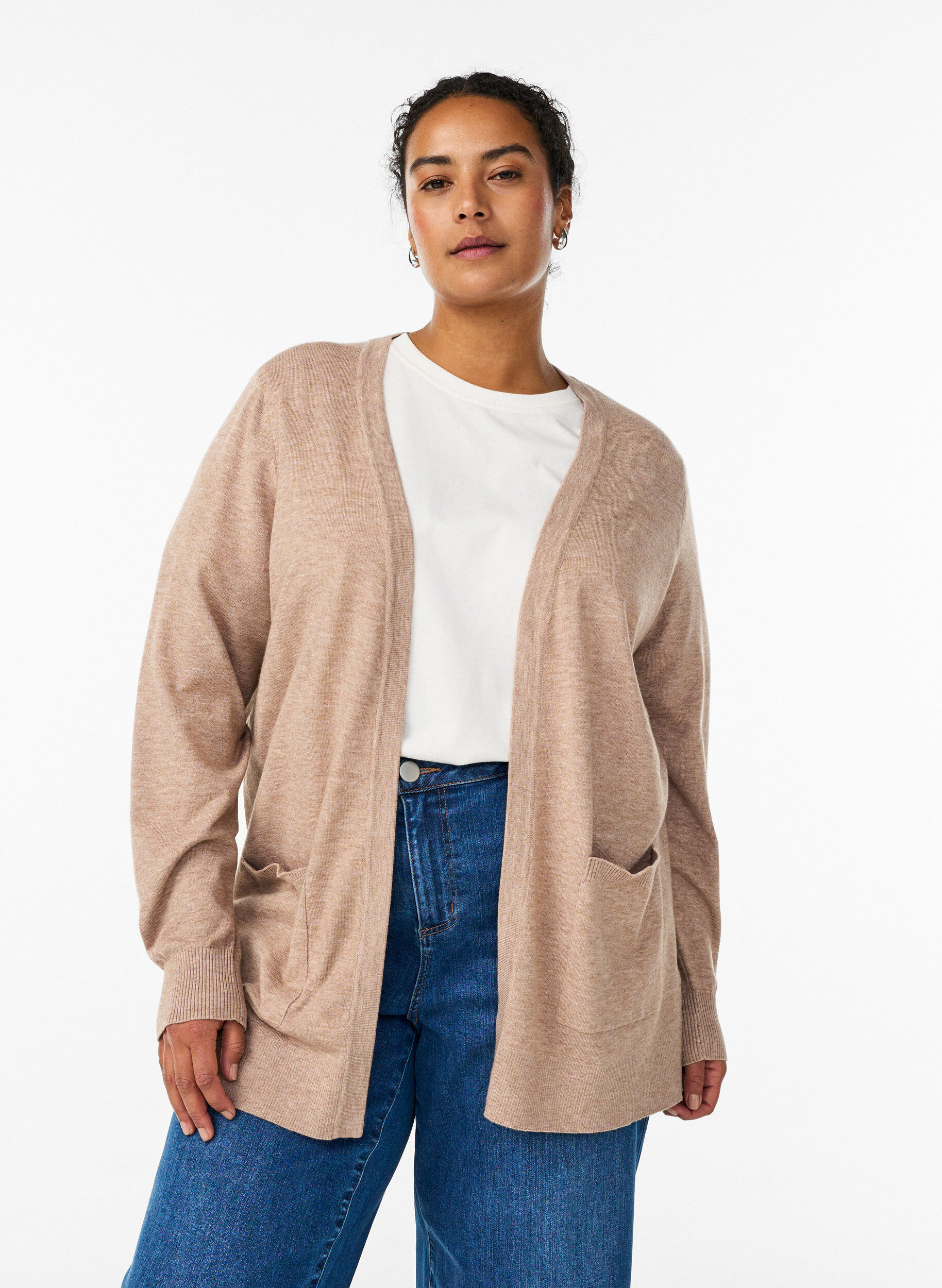 Zizzi Lange offene Strickjacke mit Taschen, Beige, Model image number 0