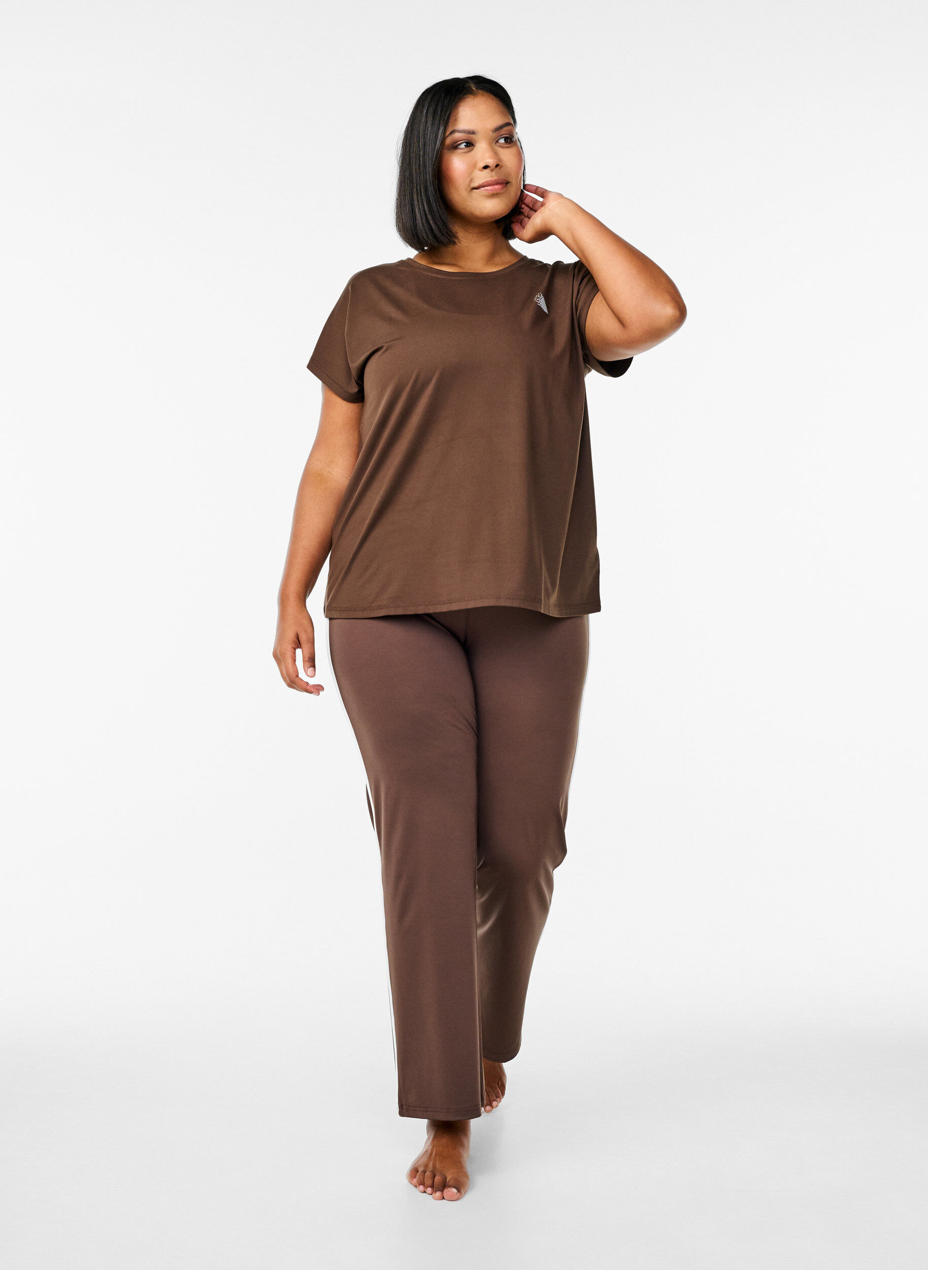 Zizzi Einfarbiges Trainings-T-Shirt, Braun, Model image number 1