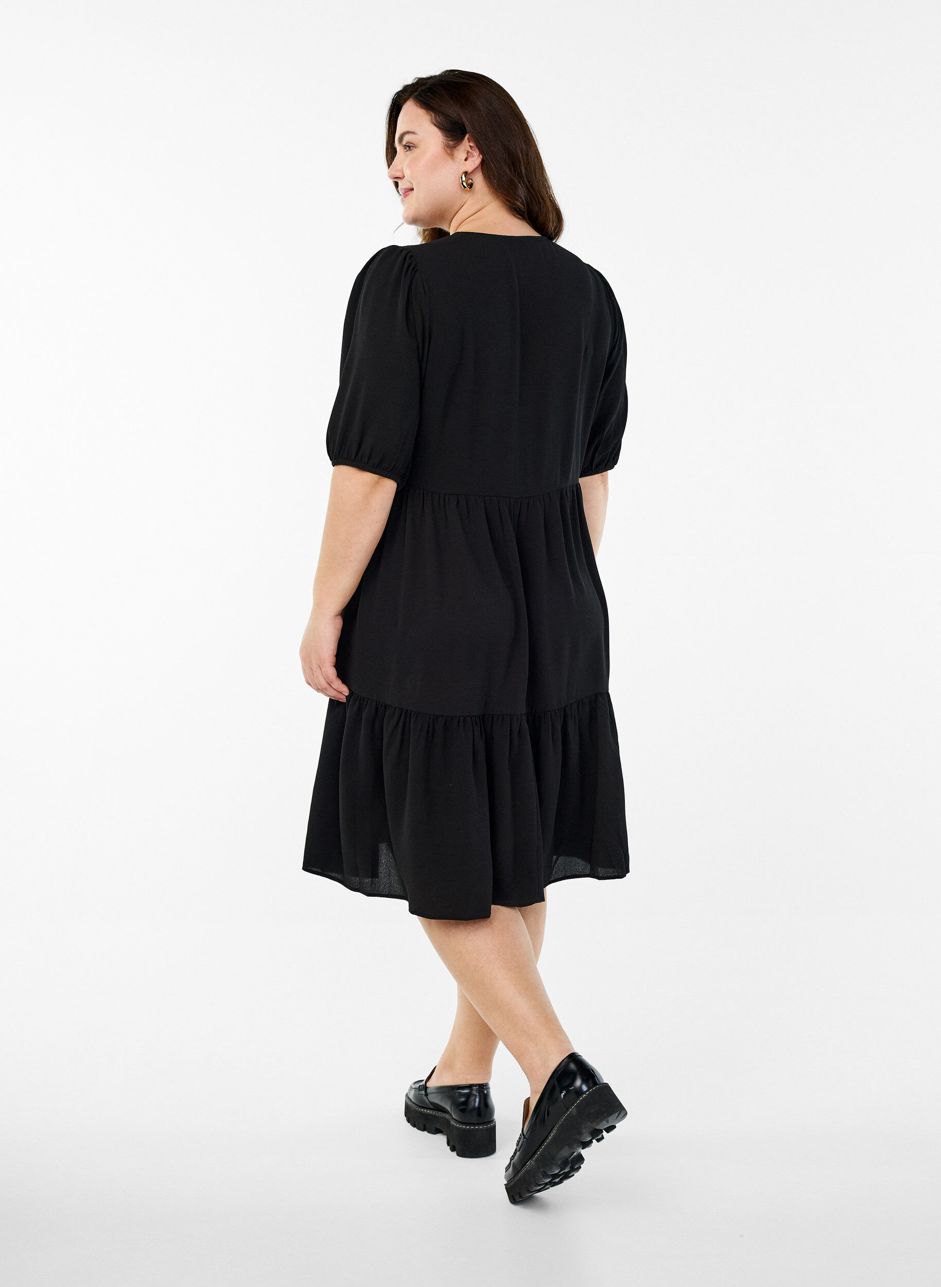 Zizzi Wickelkleid mit kurzen &Auml;rmeln, Black, Model image number 1