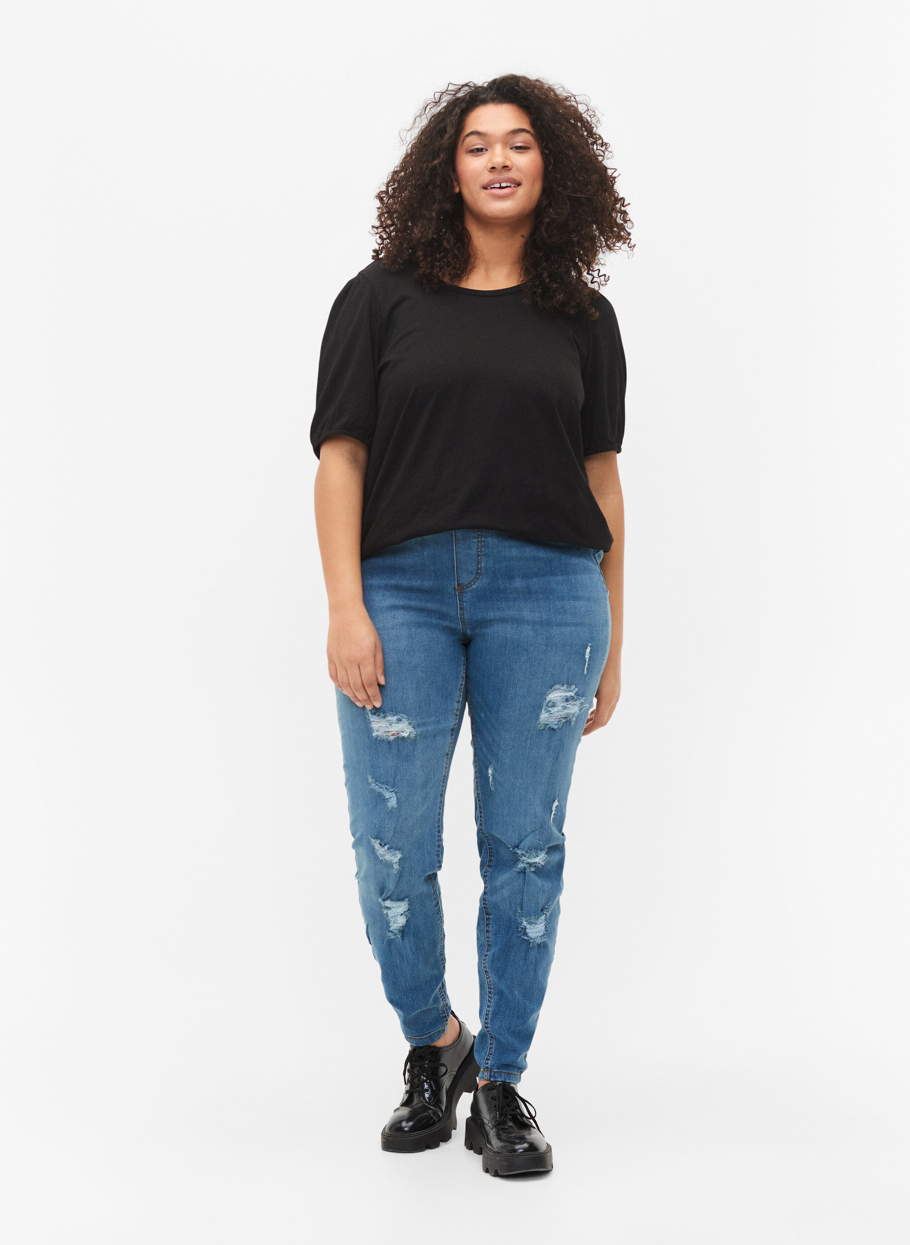 Zizzi T-Shirt aus Baumwolle mit 2/4-&Auml;rmeln, Black, Model image number 2