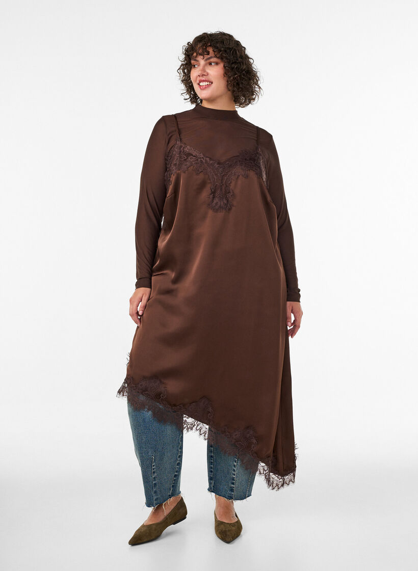 Kleid aus Satin mit Spitze und asymmetrischem Saum, Braun, Model image number 1