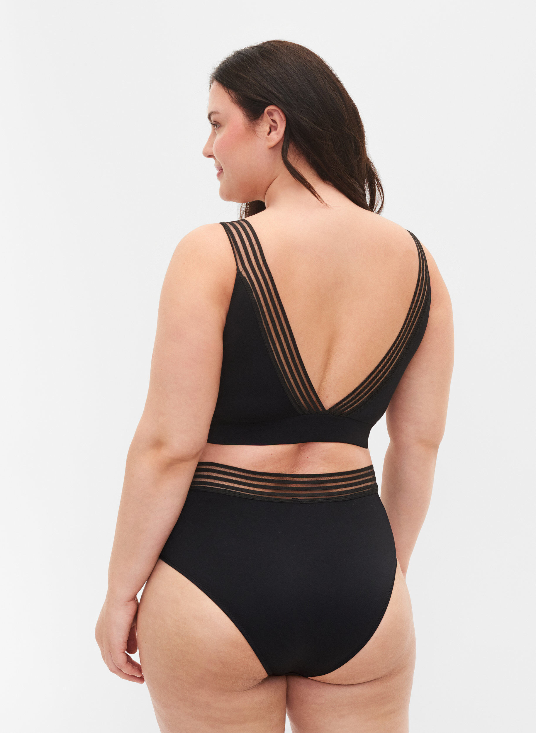 Zizzi Hochtaillierte Bikinihose mit Mesh, Black, Model image number 1