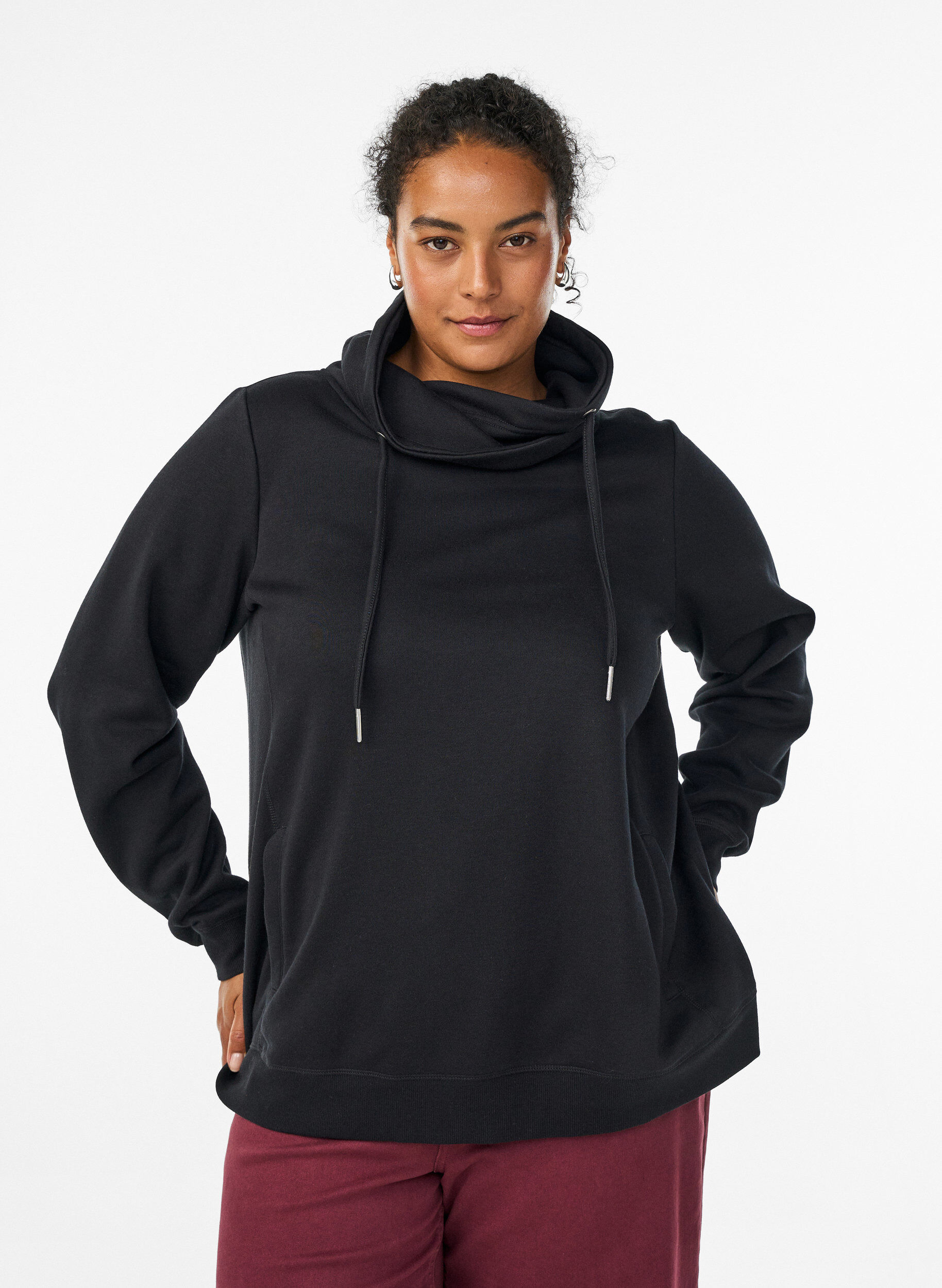 Zizzi FLASH - Sweatshirt mit Stehkragen und Taschen, Schwarz, Model image number 0