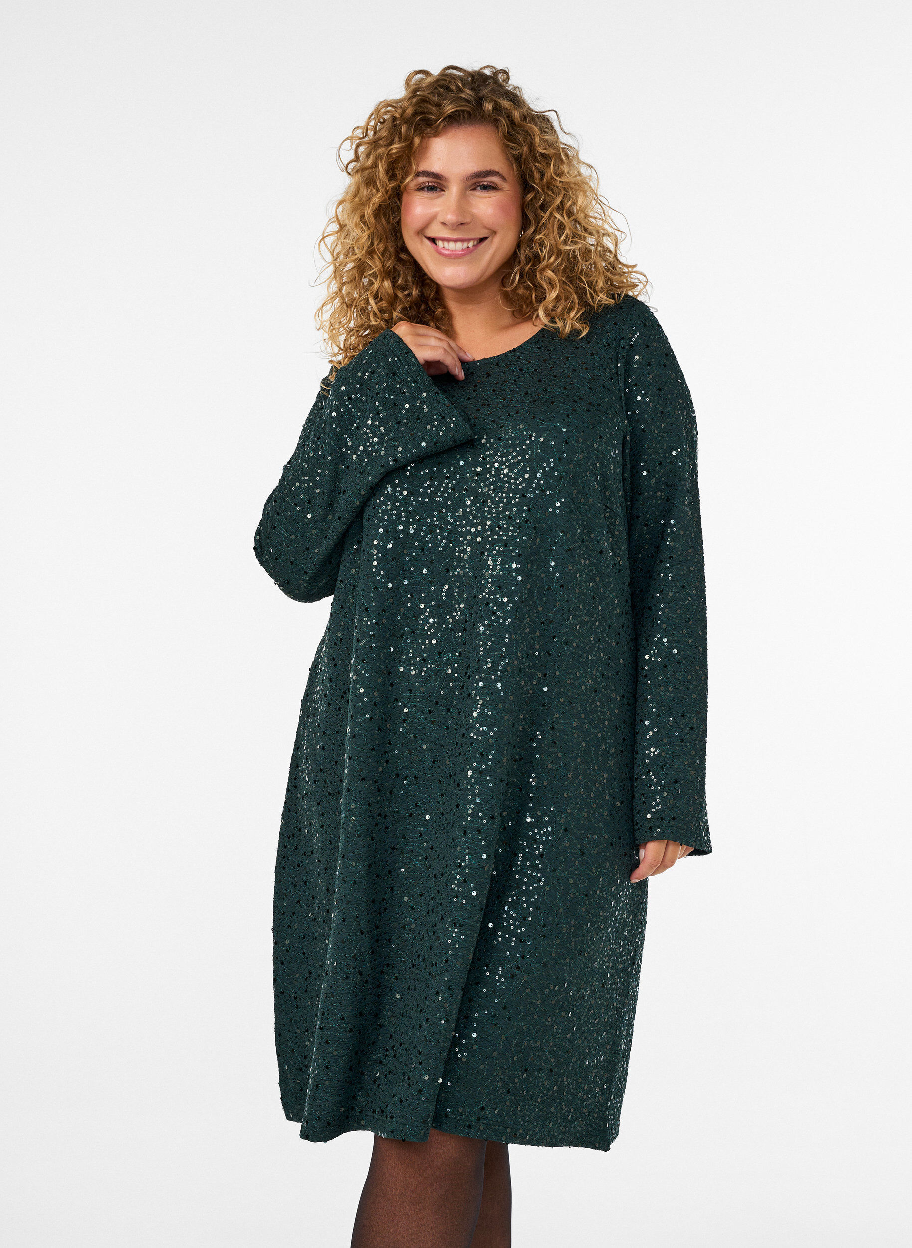 ZizziKurzes Paillettenkleid in A-Linie, Gr&uuml;n, Model image number 0