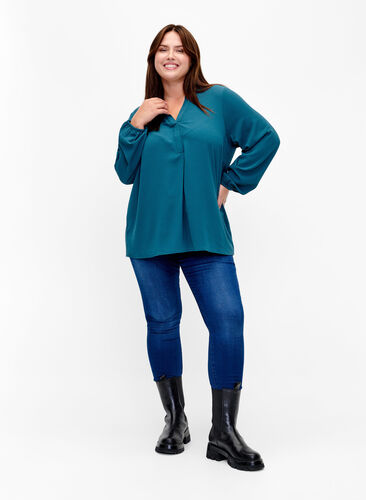 Unifarbene Bluse mit V-Ausschnitt, Deep Teal, Model image number 2