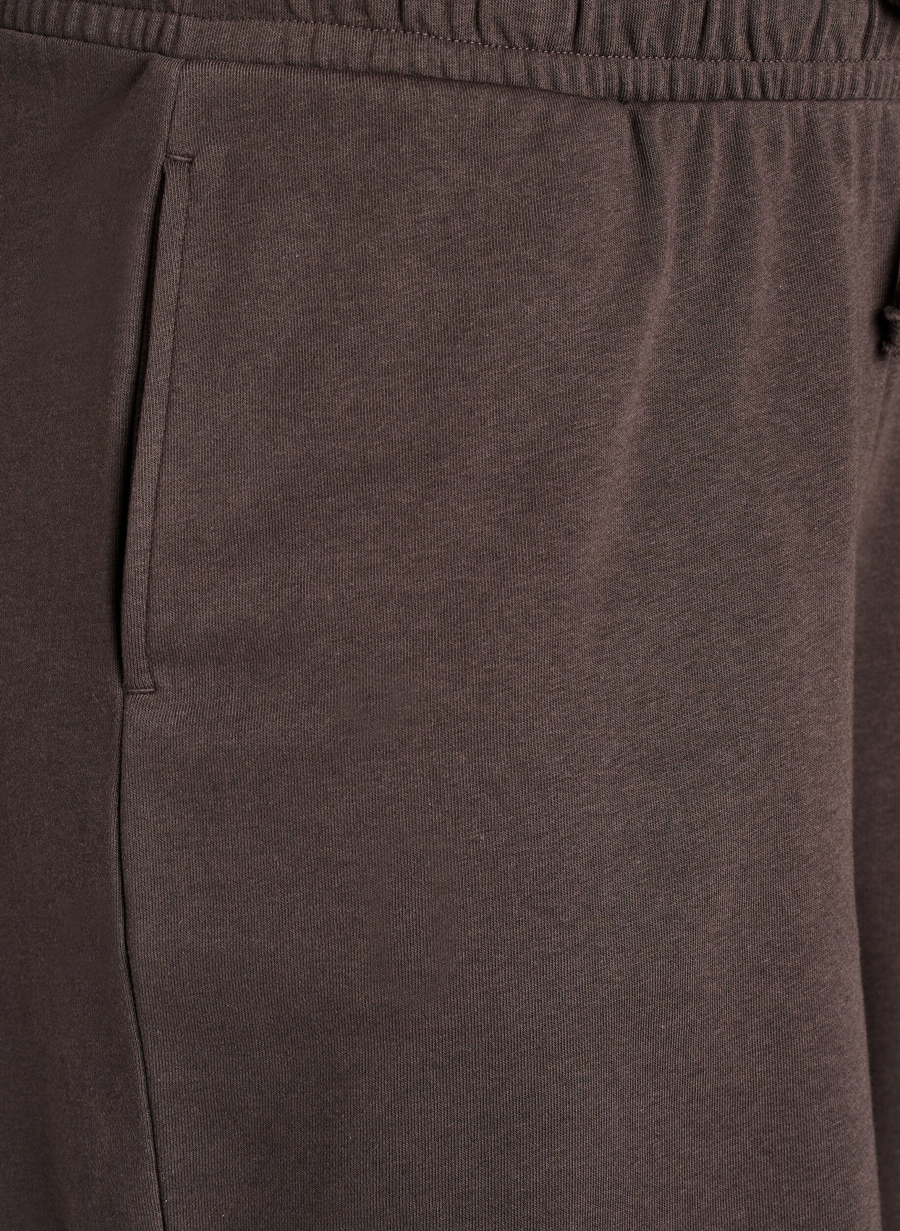 Zizzi Hoch taillierte Sweatshorts mit Taschen, Braun, Packshot image number 2