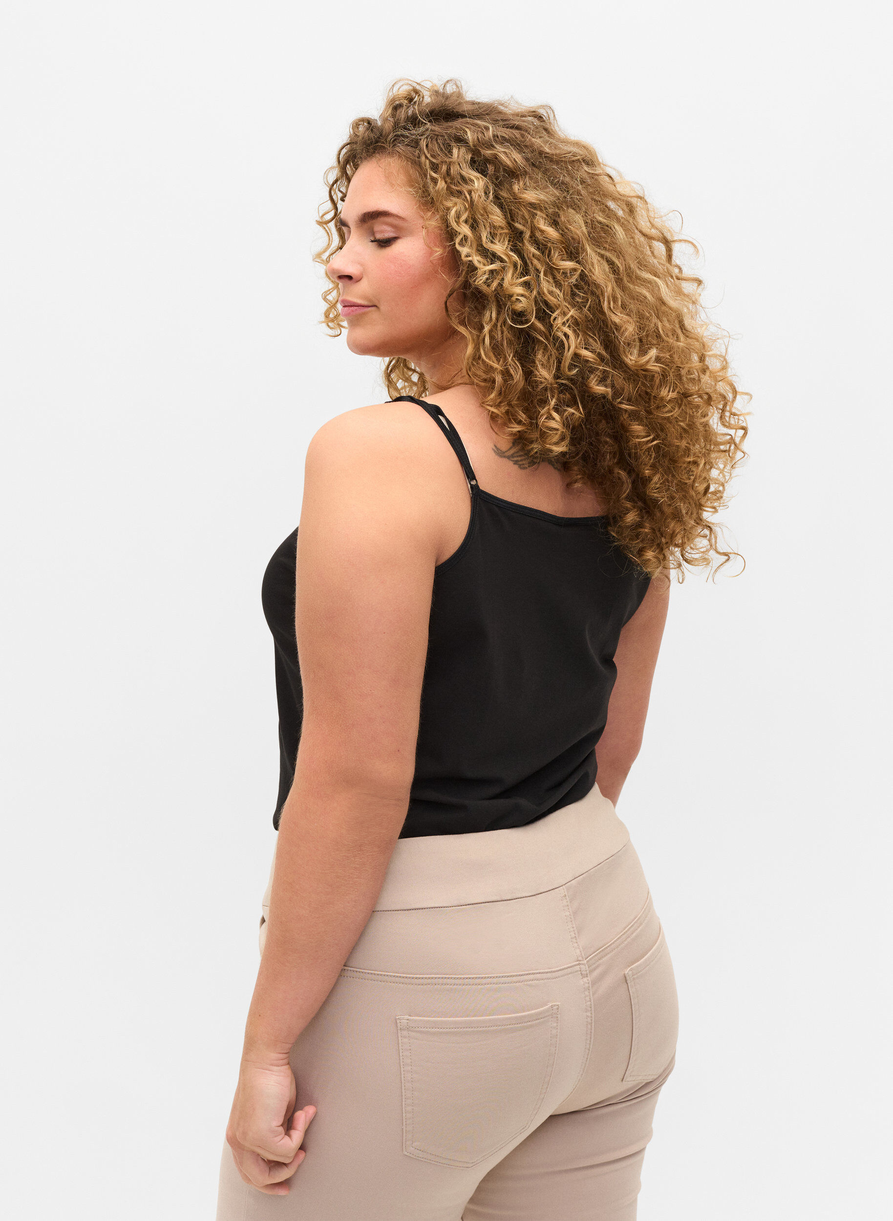 Zizzi Basic Tr&auml;gertop, Black, Model image number 1