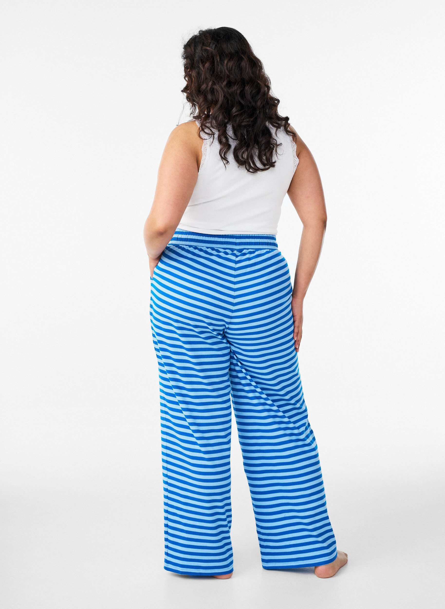 ZizziGestreifte Schlafanzughose mit hoher Taille und weiten Beinen, Blau, Model image number 1