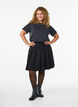 Kurzer Faltenrock mit elastischem Bund, Schwarz, Model image number 1
