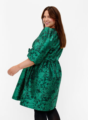 Kurzes Wrap-Kleid mit 3/4-Ärmeln, Green , Model image number 1