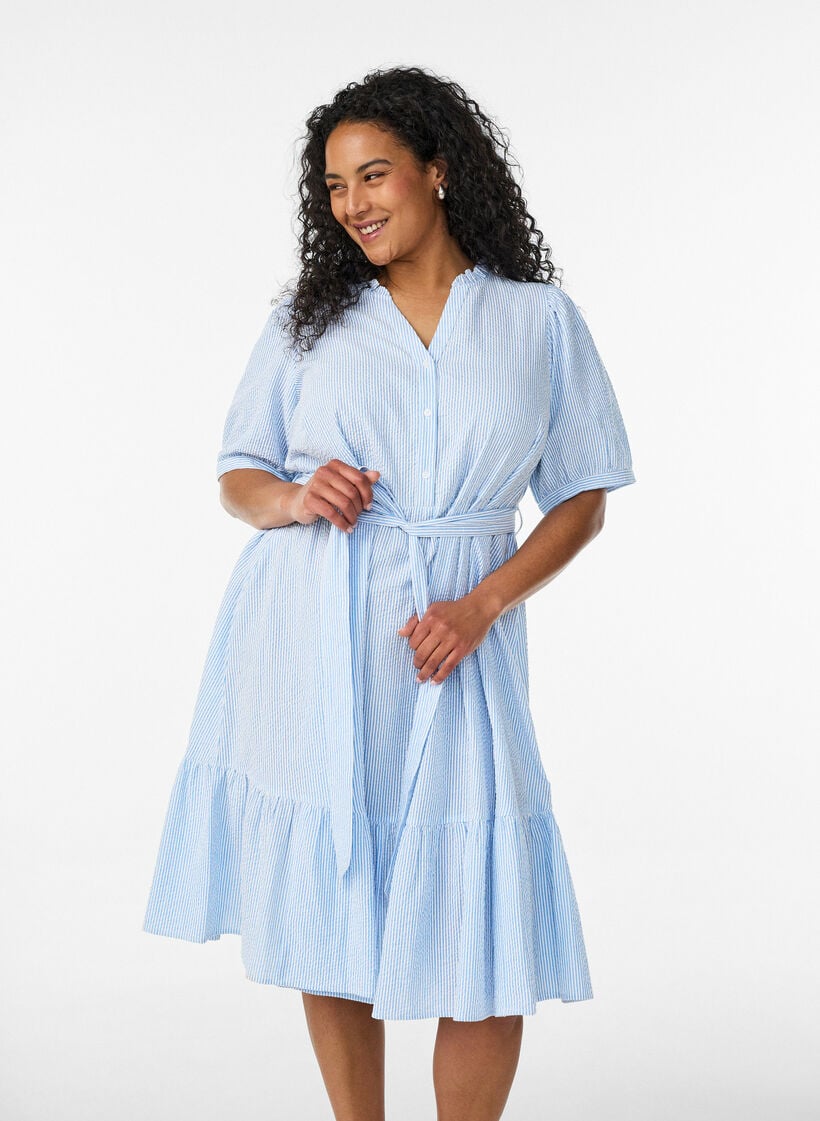 Gestreiftes Midikleid aus Baumwolle mit einem Bindeg&uuml;rtel, Wei&szlig;, Model image number 0