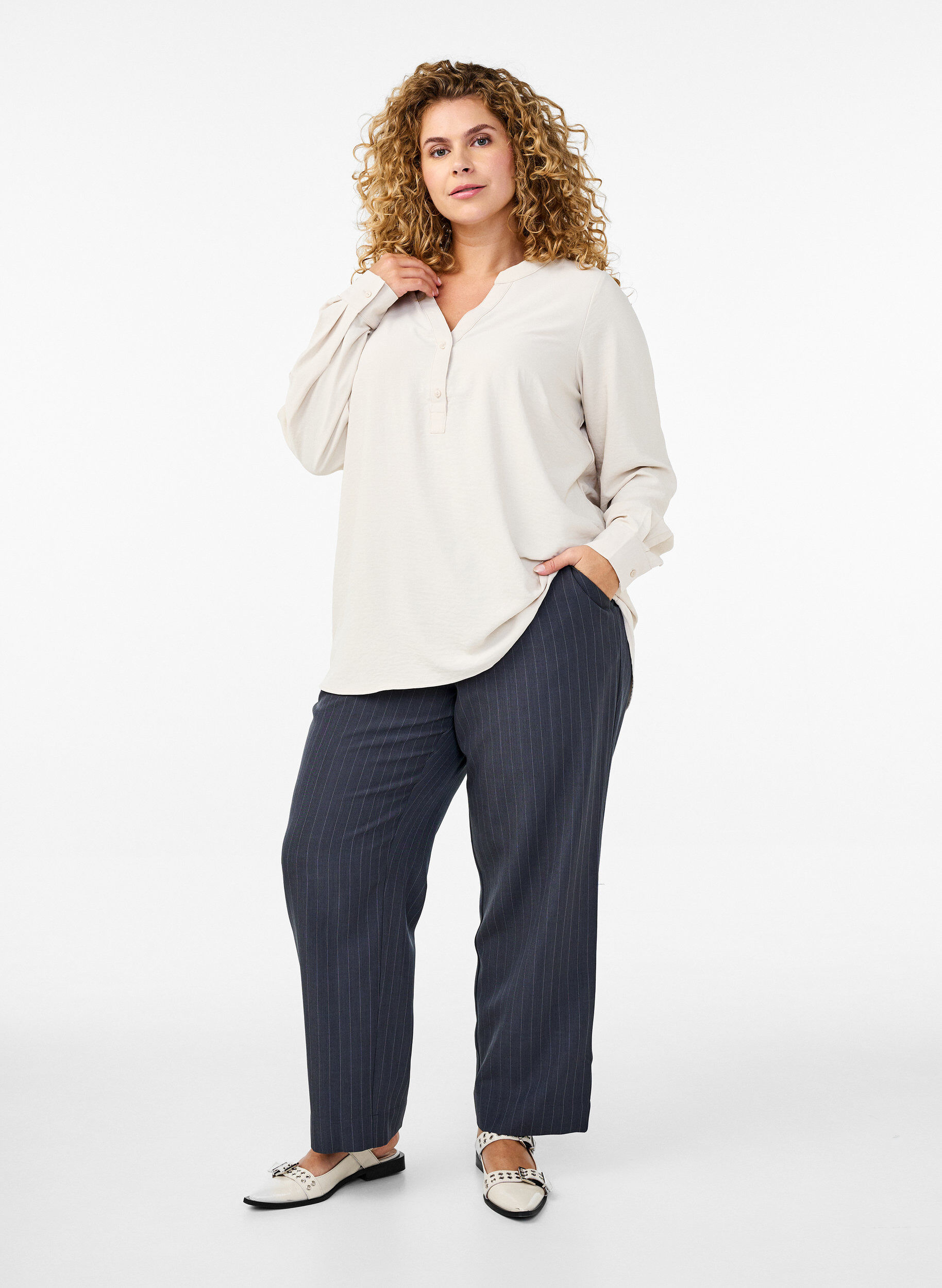 Zizzi FLASH - Bluse mit langen &Auml;rmeln, Beige, Model image number 1