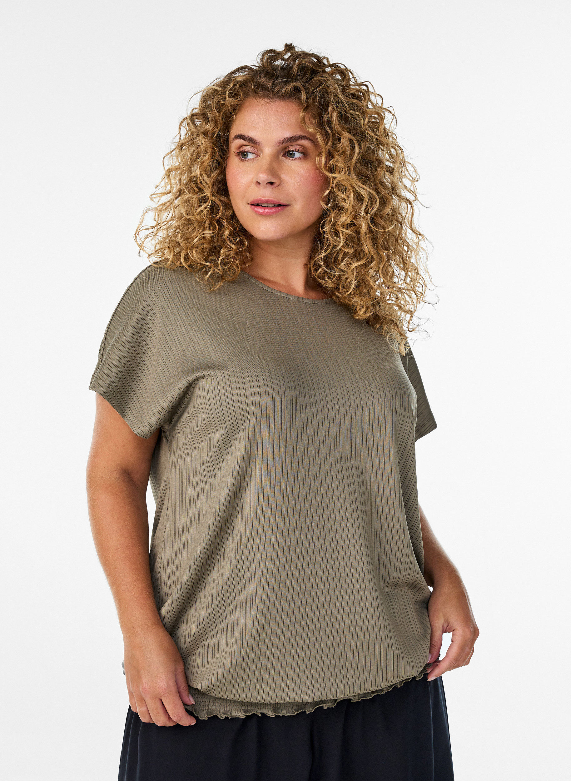 ZizziJersey-Bluse mit strukturierten Streifen und Smocksaum, Braun, Model image number 0