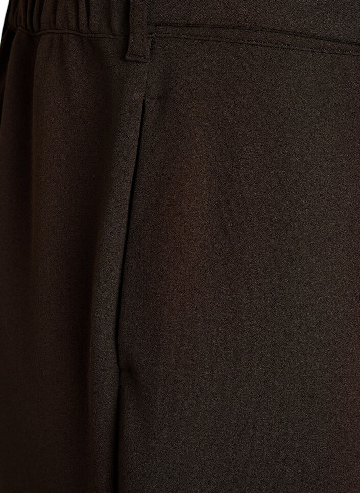 Hoch taillierte Hose mit G&uuml;rtel und goldener Schnalle, Braun, Packshot image number 3