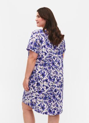 Kleid mit Aufdruck und kurzen Ärmeln, Purple Small Flower, Model image number 1
