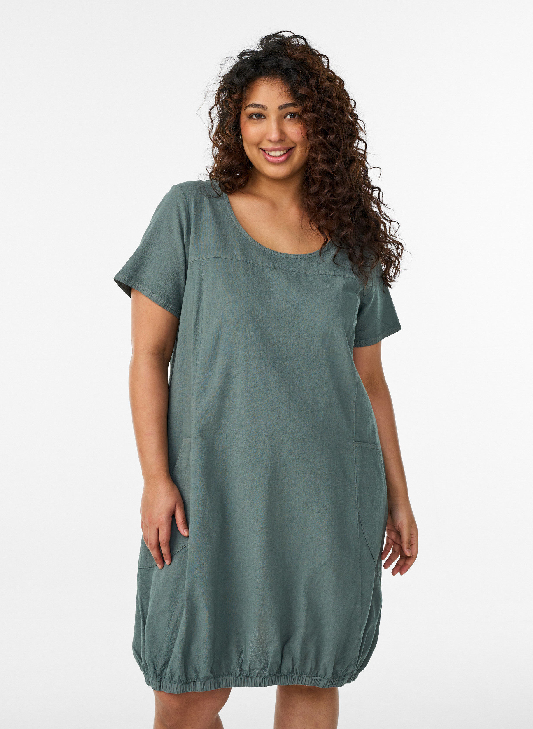 Kurzarm Kleid aus Baumwolle, Gr&uuml;n, Model