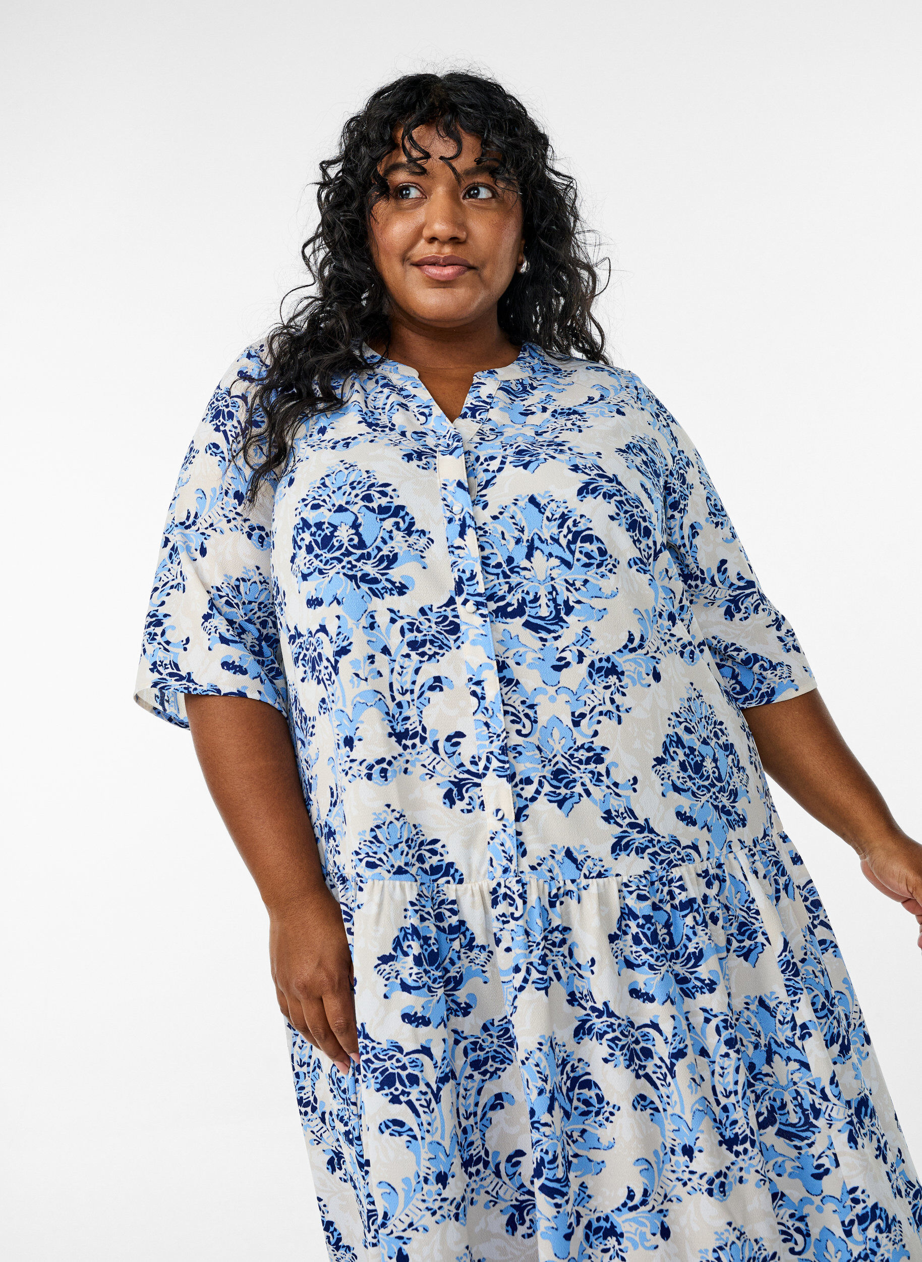 Zizzi A-Linien-Midi-Kleid mit kurzen &Auml;rmeln, Beige, Model image number 3