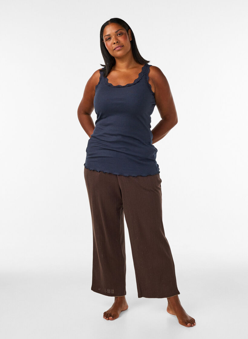Top mit Spitzensaum, Blau, Model image number 1