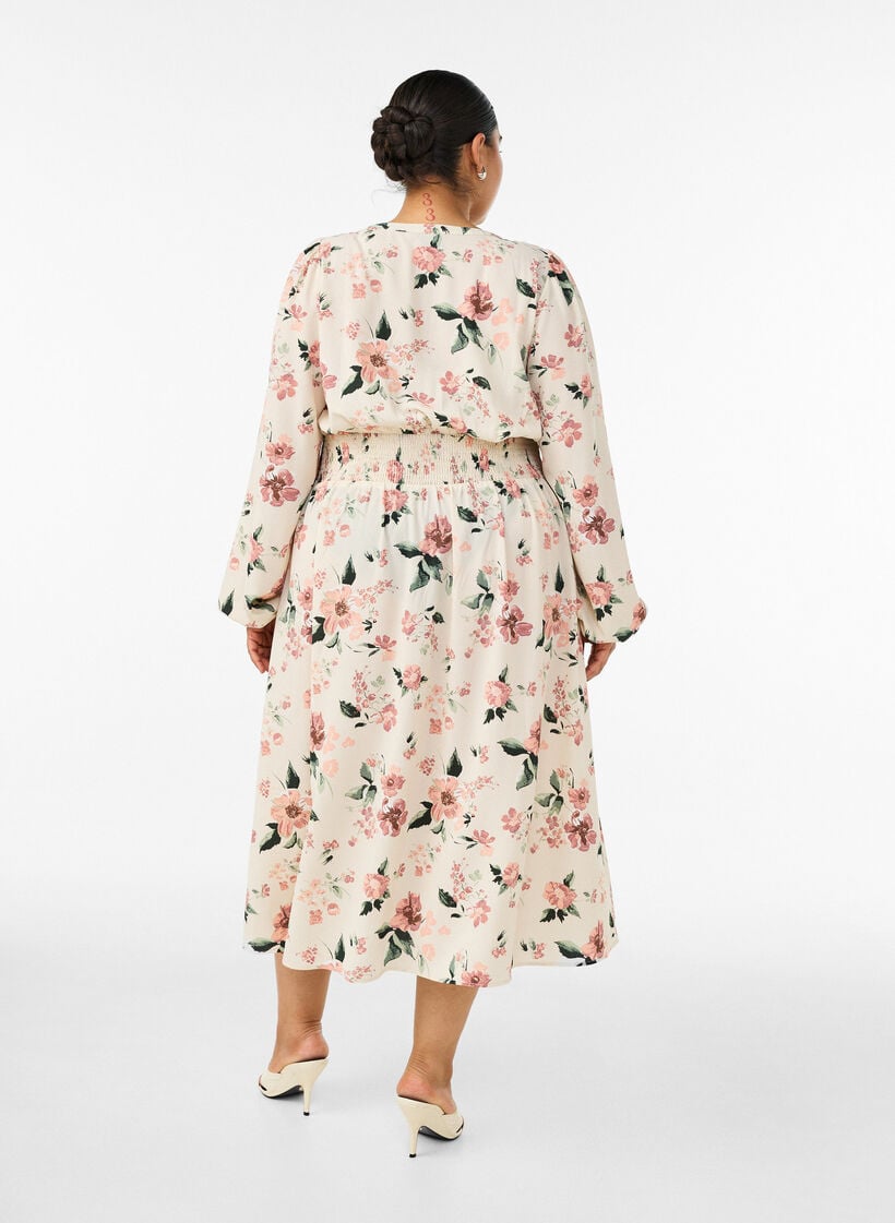 Midikleid mit Smock und Zierkn&ouml;pfen, Beige, Model image number 1