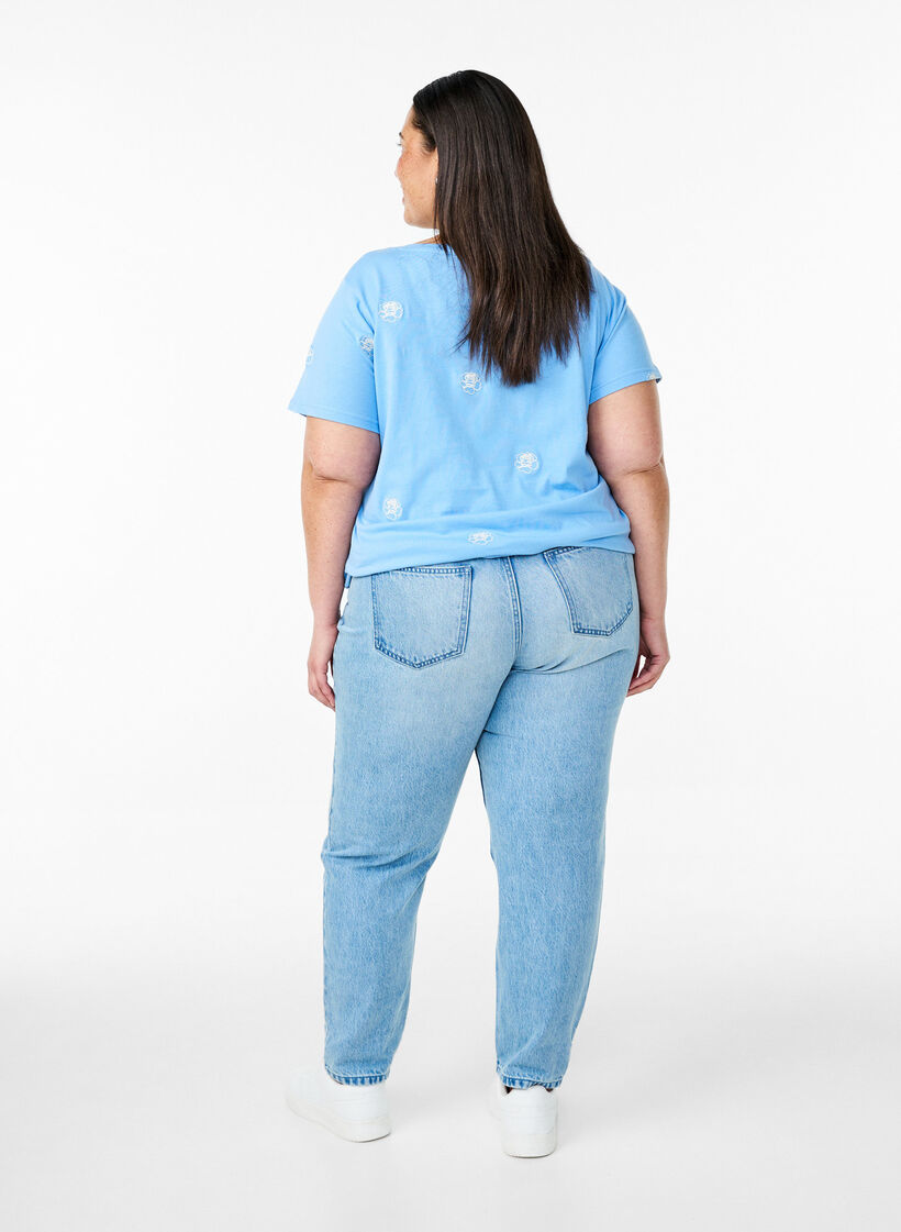 Mille Mom Fit Jeans mit Destroyed-Details, Blau, Model