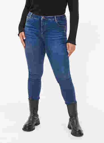 Super slim Amy Jeans mit hoher Taille, Blue denim, Model image number 2