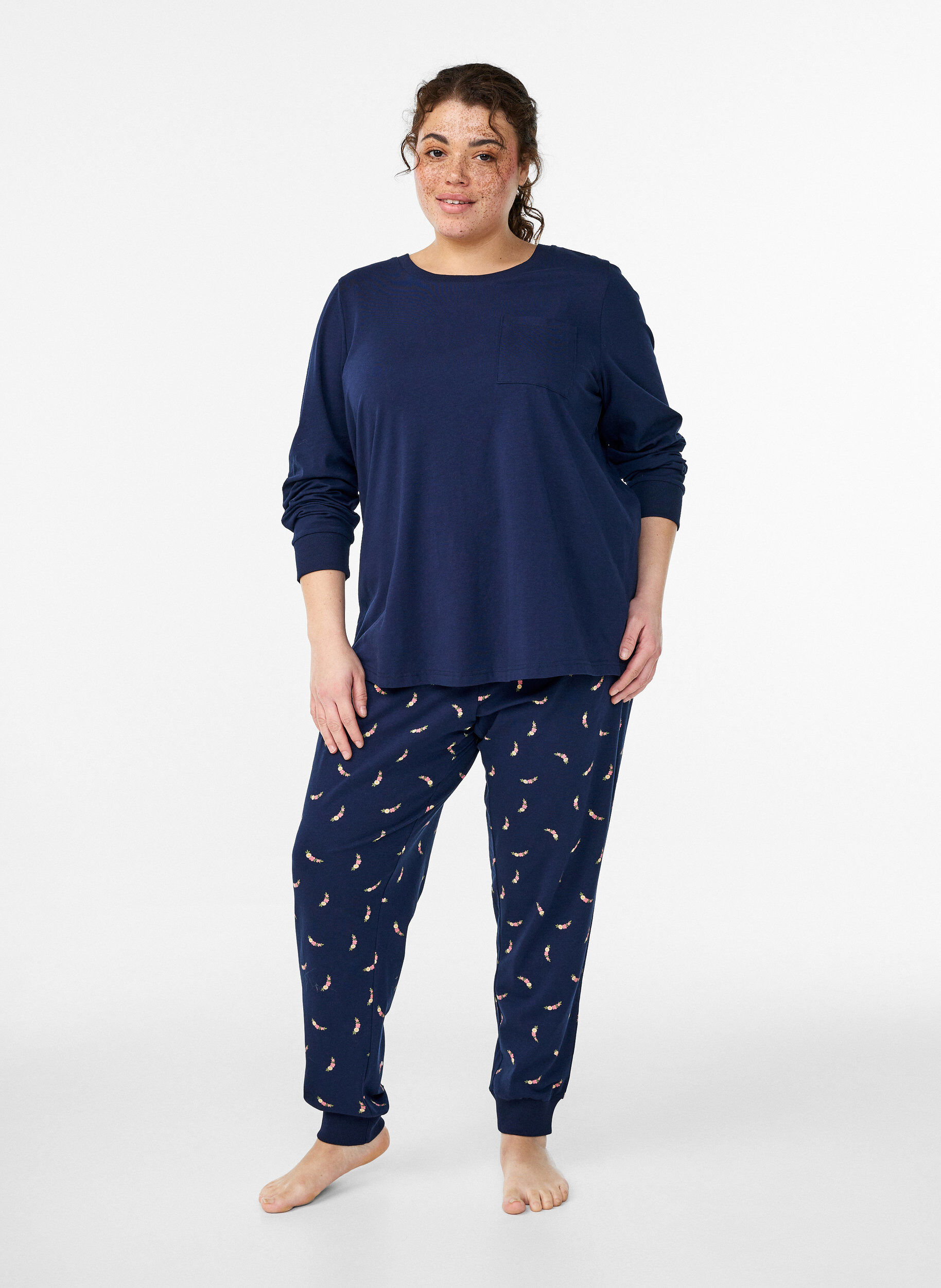 Zizzi Bedruckte Pyjamahose, Blau, Model image number 0