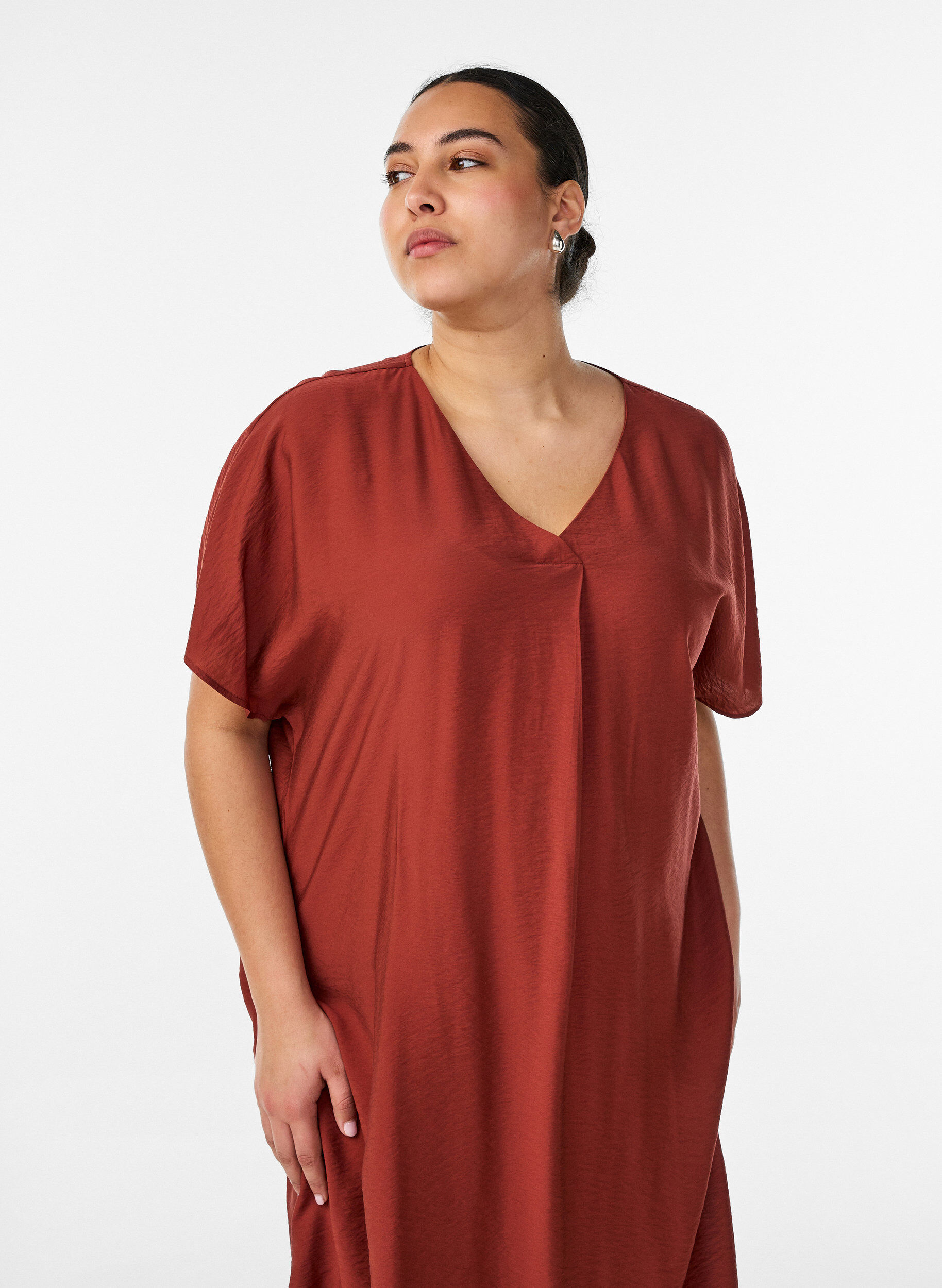 ZizziKleid aus Viskose mit V-Ausschnitt, Rot, Model image number 3