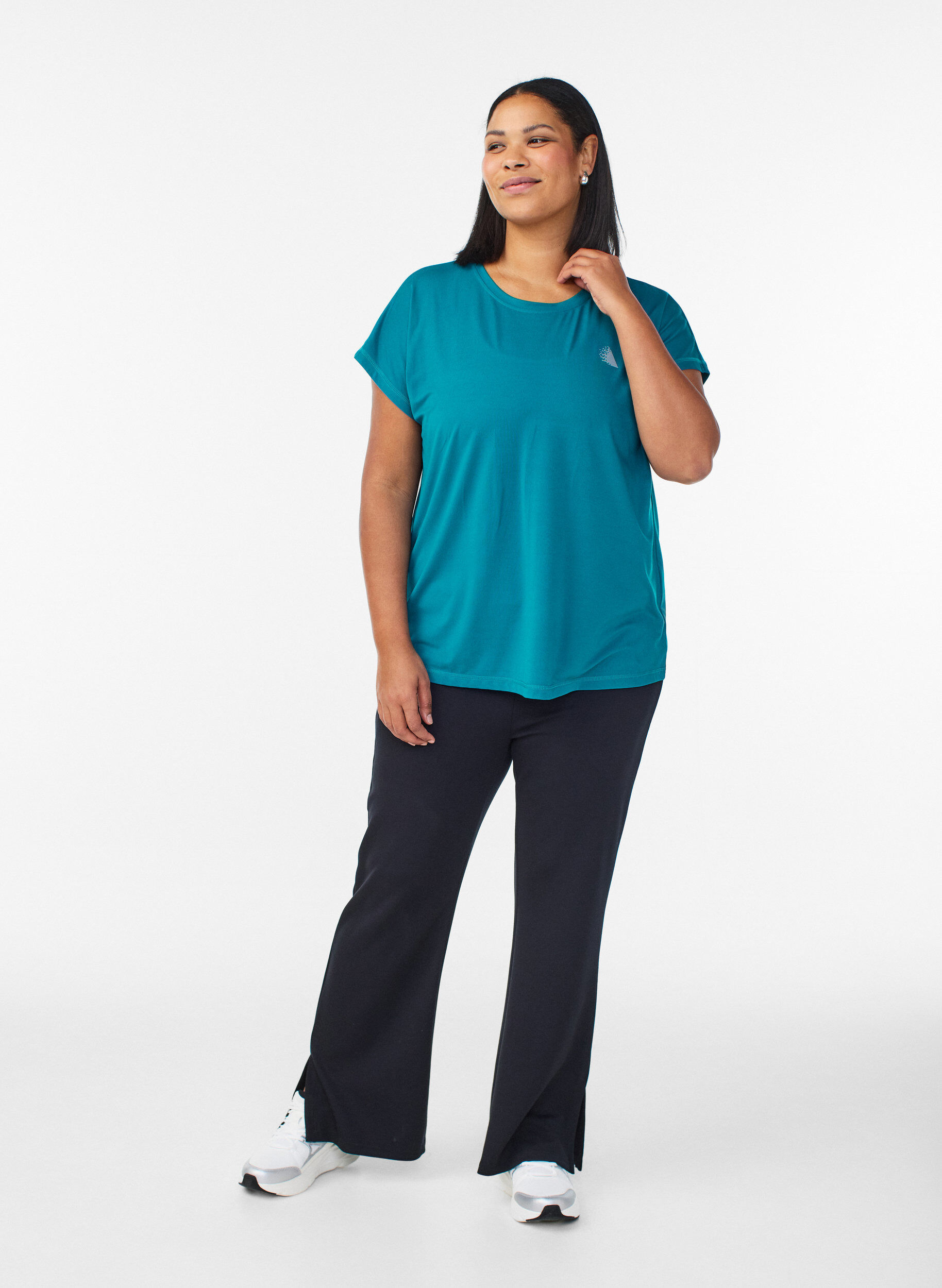 ZizziEinfarbiges Trainings-T-Shirt, Gr&uuml;n, Model image number 1