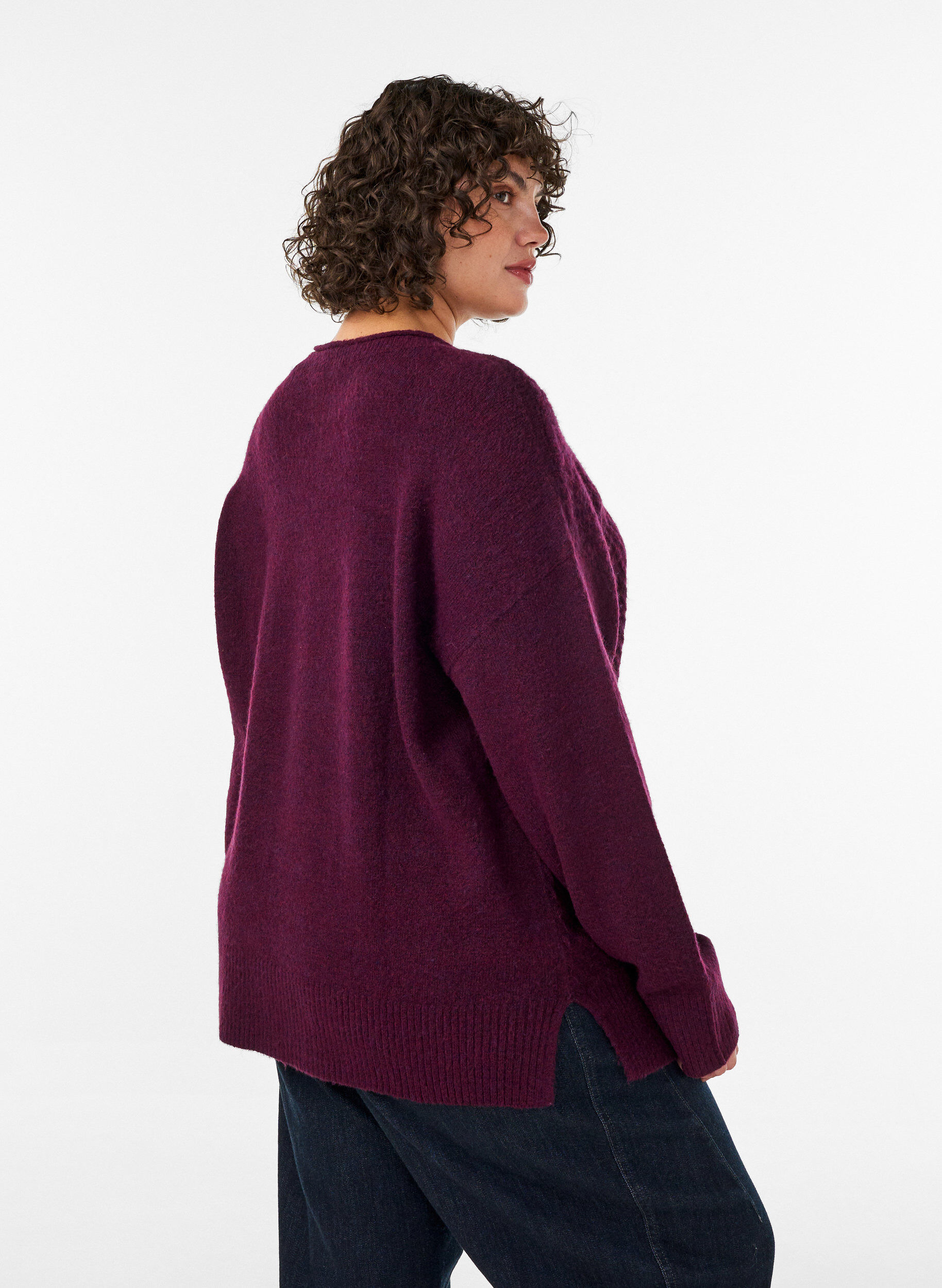 ZizziStrickbluse mit V-f&ouml;rmigem Rippenmuster und Schlitzen, Rot, Model image number 2