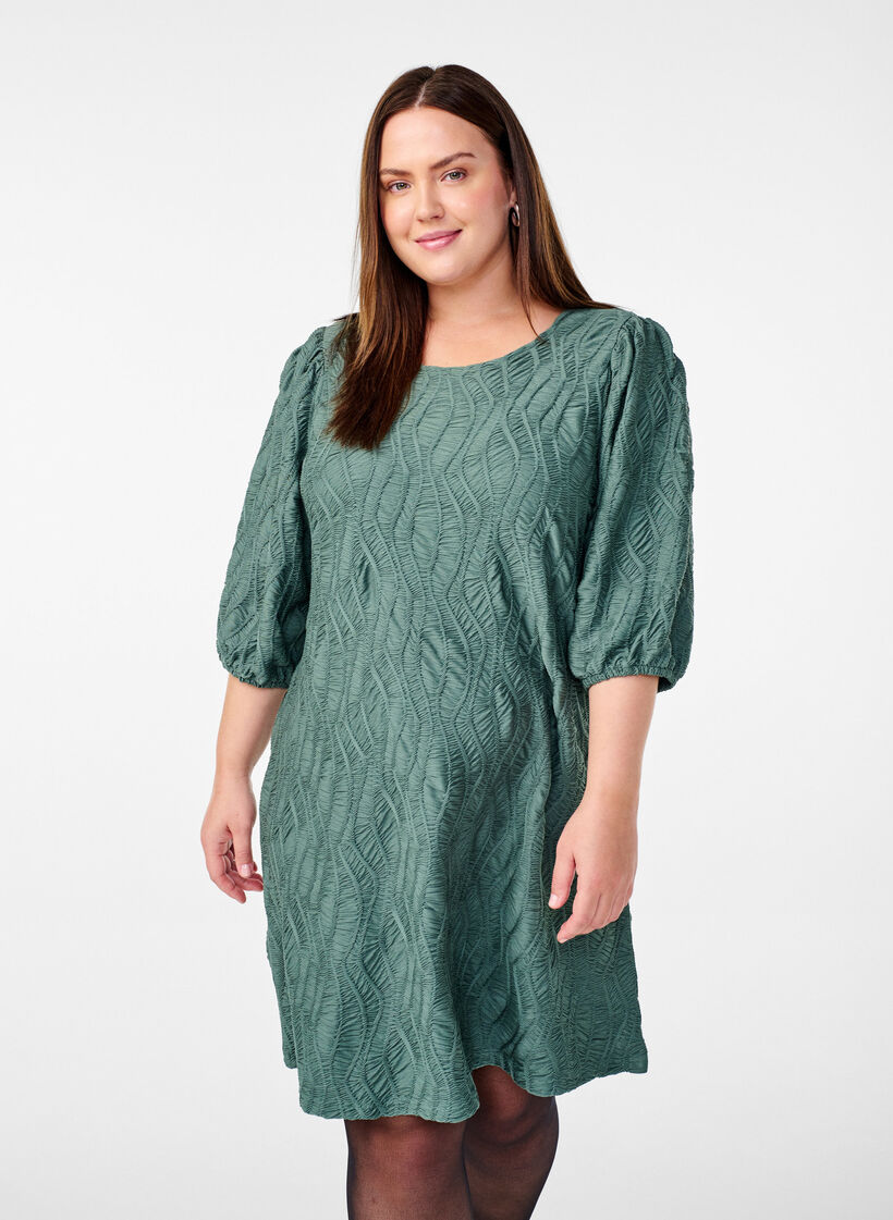 Kurzes Kleid mit Struktur und 3/4-Ärmeln, Grün, Model image number 0