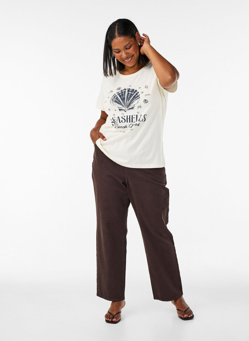 T-Shirt aus Baumwolle mit Print, Vanille, Model image number 1