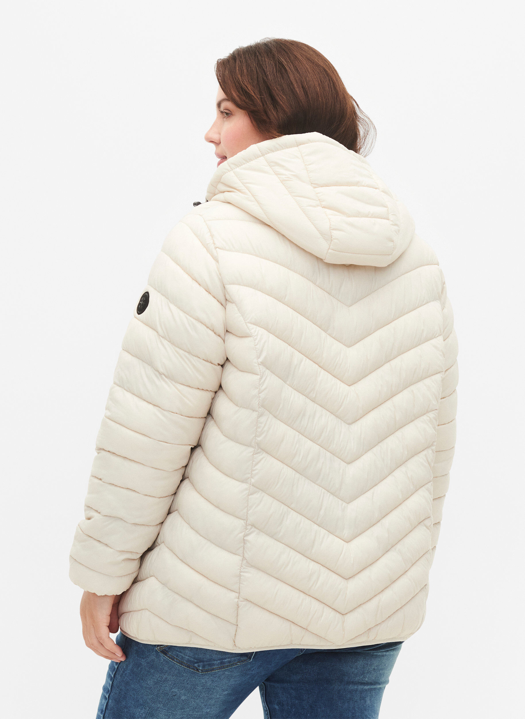 Zizzi Leichte Steppjacke mit Kapuze, Beige, Model image number 2