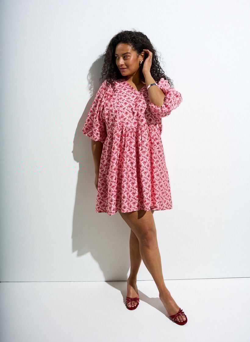 Kurzes Kleid aus Viskose mit Empire-Schnitt und Ballon&auml;rmeln, Rot, Image image number 0