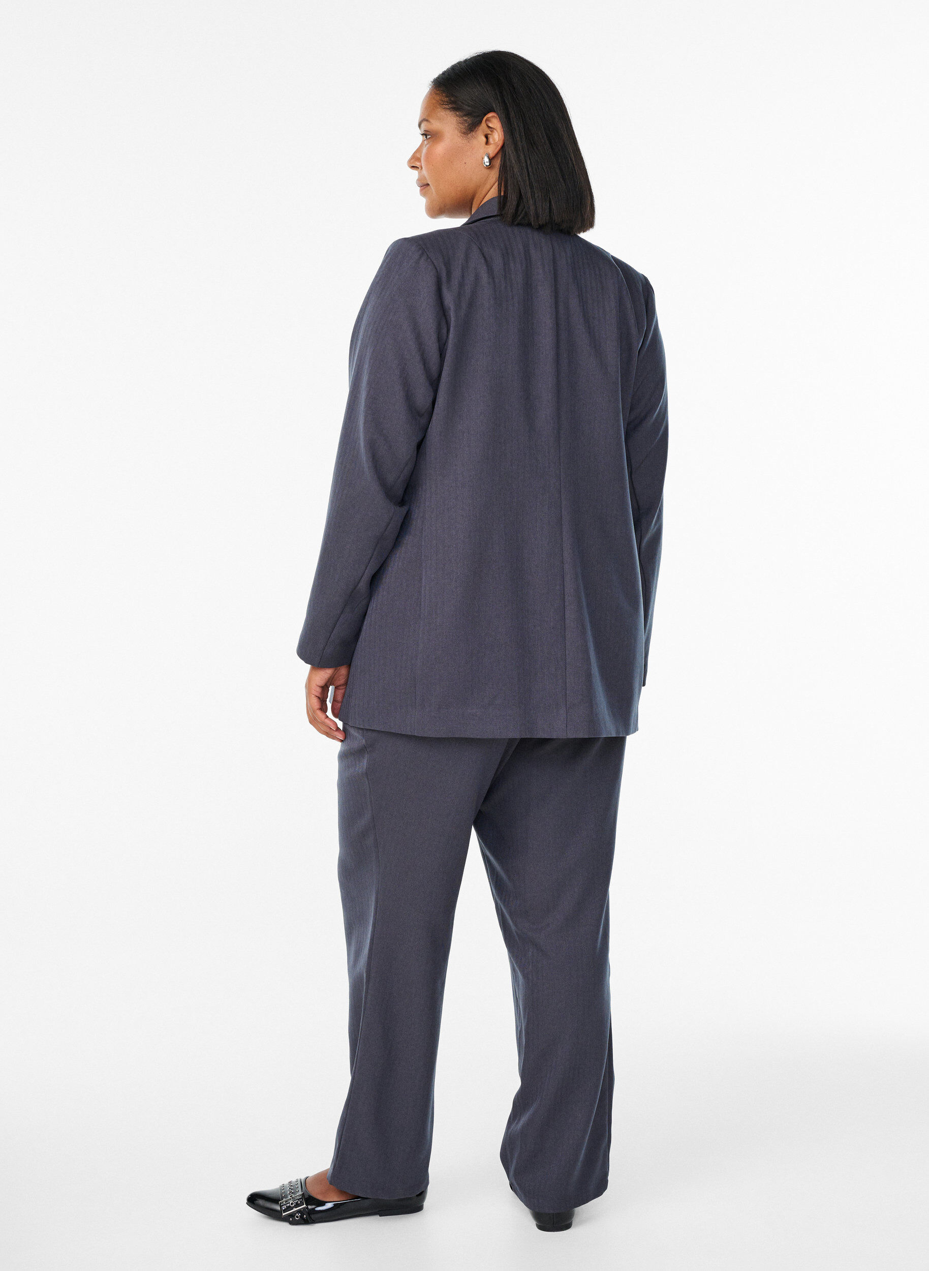 Zizzi Anzughose mit geradem Bein und Strukturmuster, Grau, Model image number 1