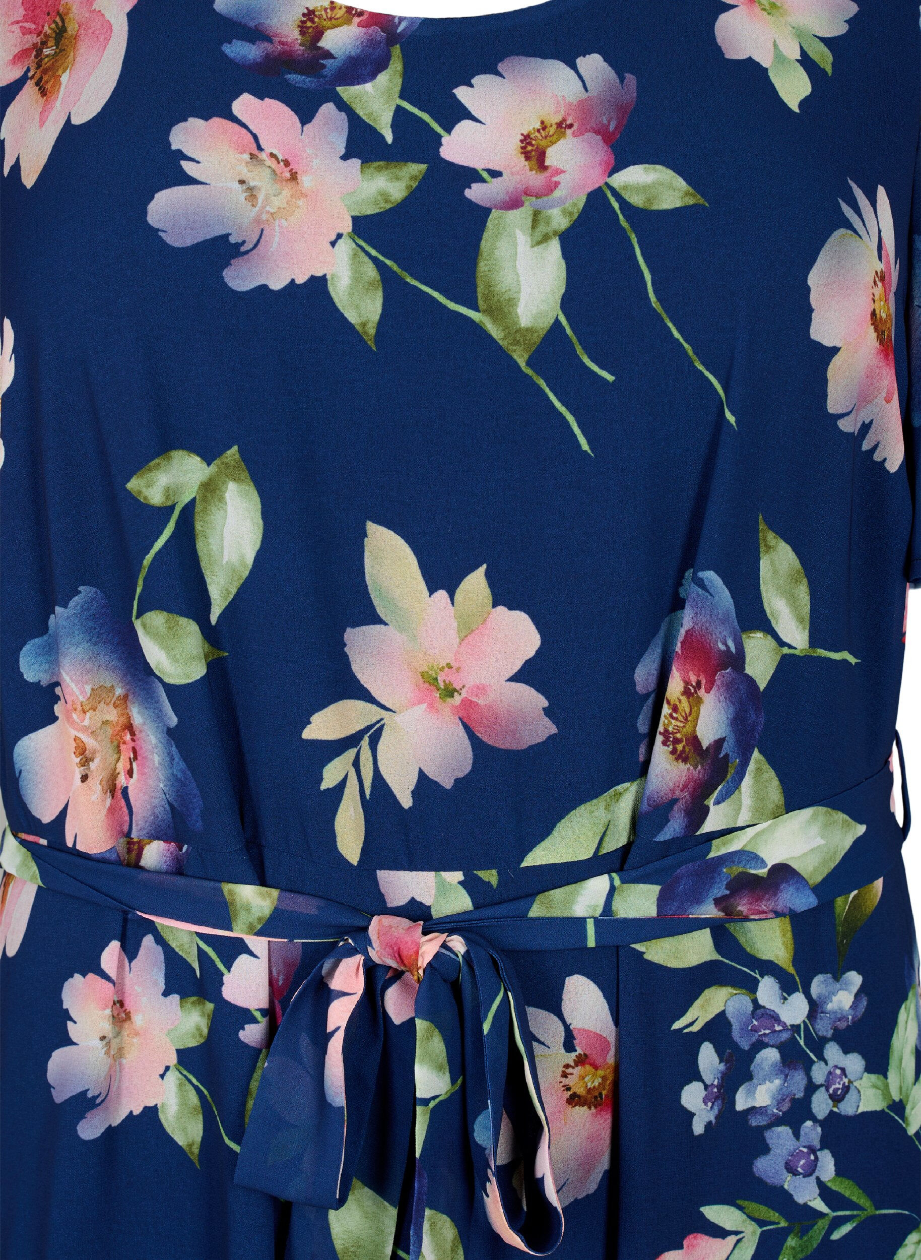 Zizzi Kurz&auml;rmeliges Midikleid mit Blumenprint, Blueprint Flower AOP, Packshot image number 2