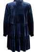 Kurzes Kleid aus Velours mit R&uuml;schenkragen und langen &Auml;rmeln, Blau, Packshot image number 1