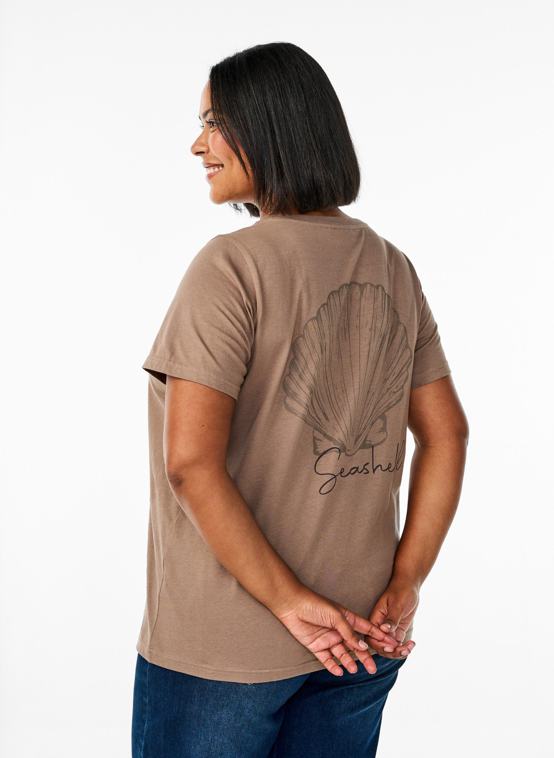 Zizzi T-Shirt mit Printdetail, Braun, Model image number 0