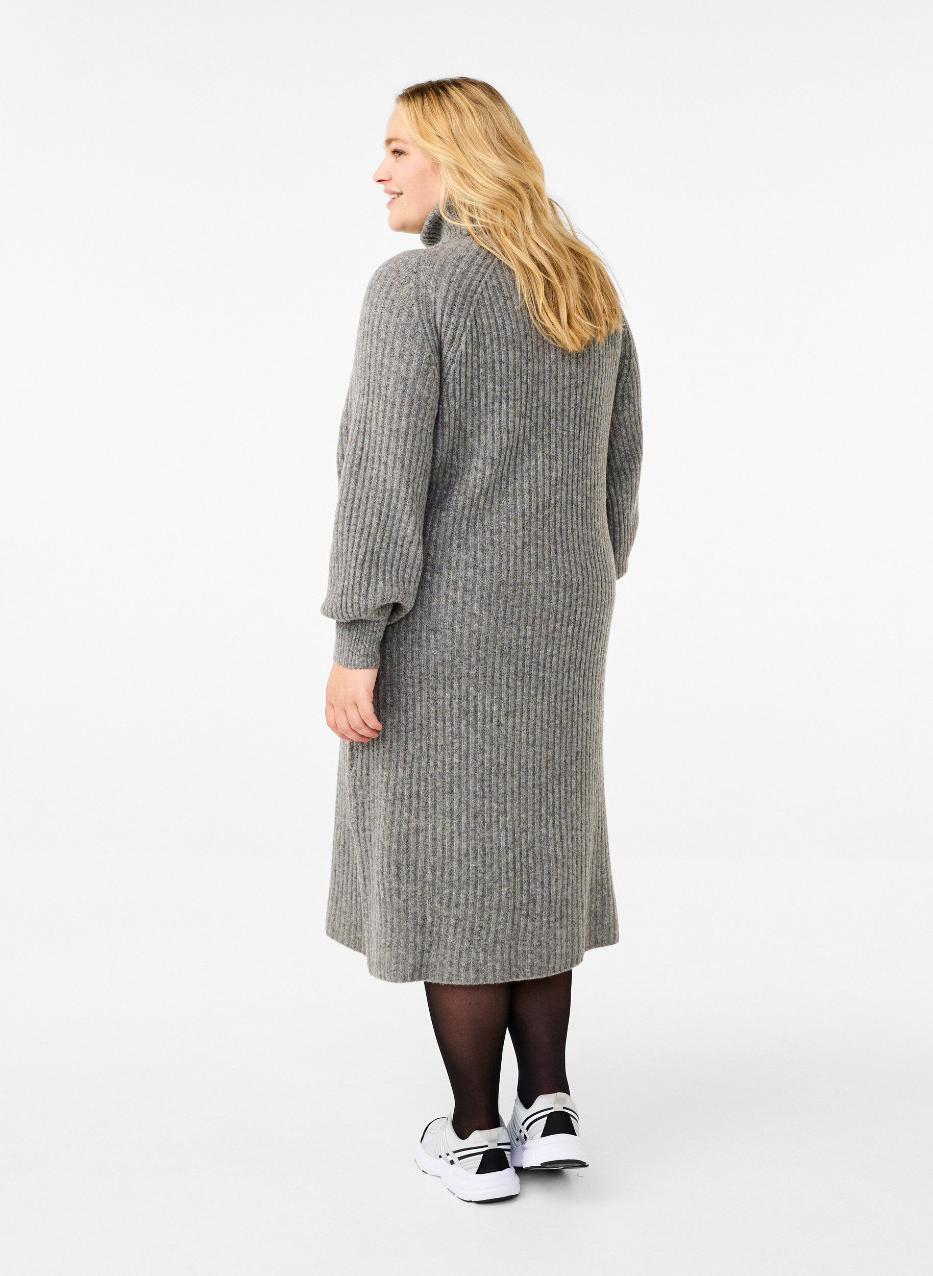 Zizzi Langes Strickkleid mit Rollkragen, Medium Grey Mel., Model image number 1