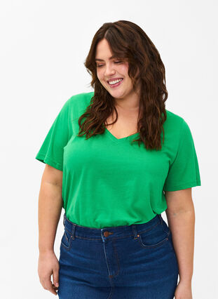 FLASH - T-Shirt mit V-Ausschnitt, Kelly Green, Model image number 0