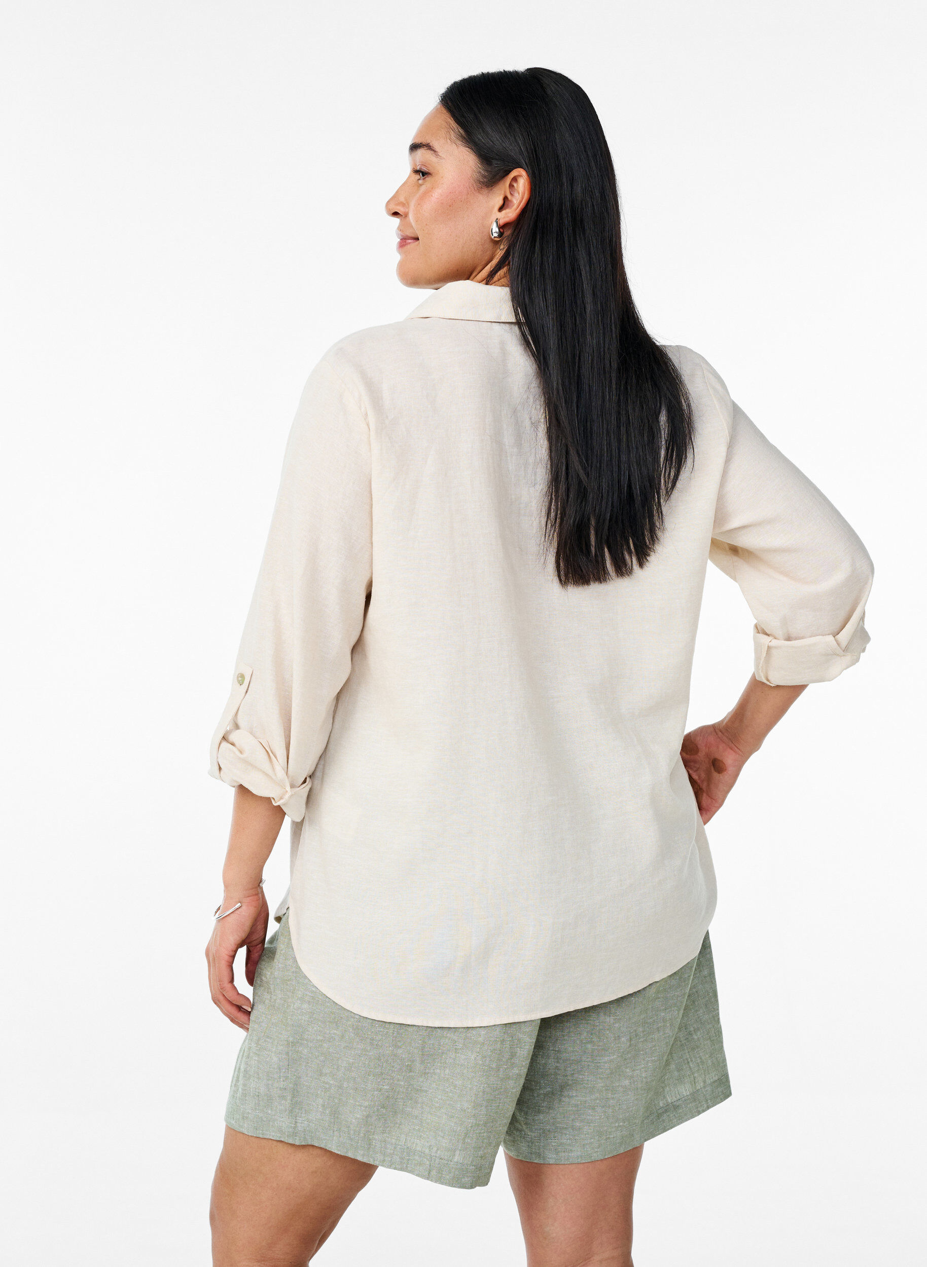 Zizzi Bluse aus Leinen und Viskose mit 3/4-&Auml;rmeln, Beige, Model image number 2