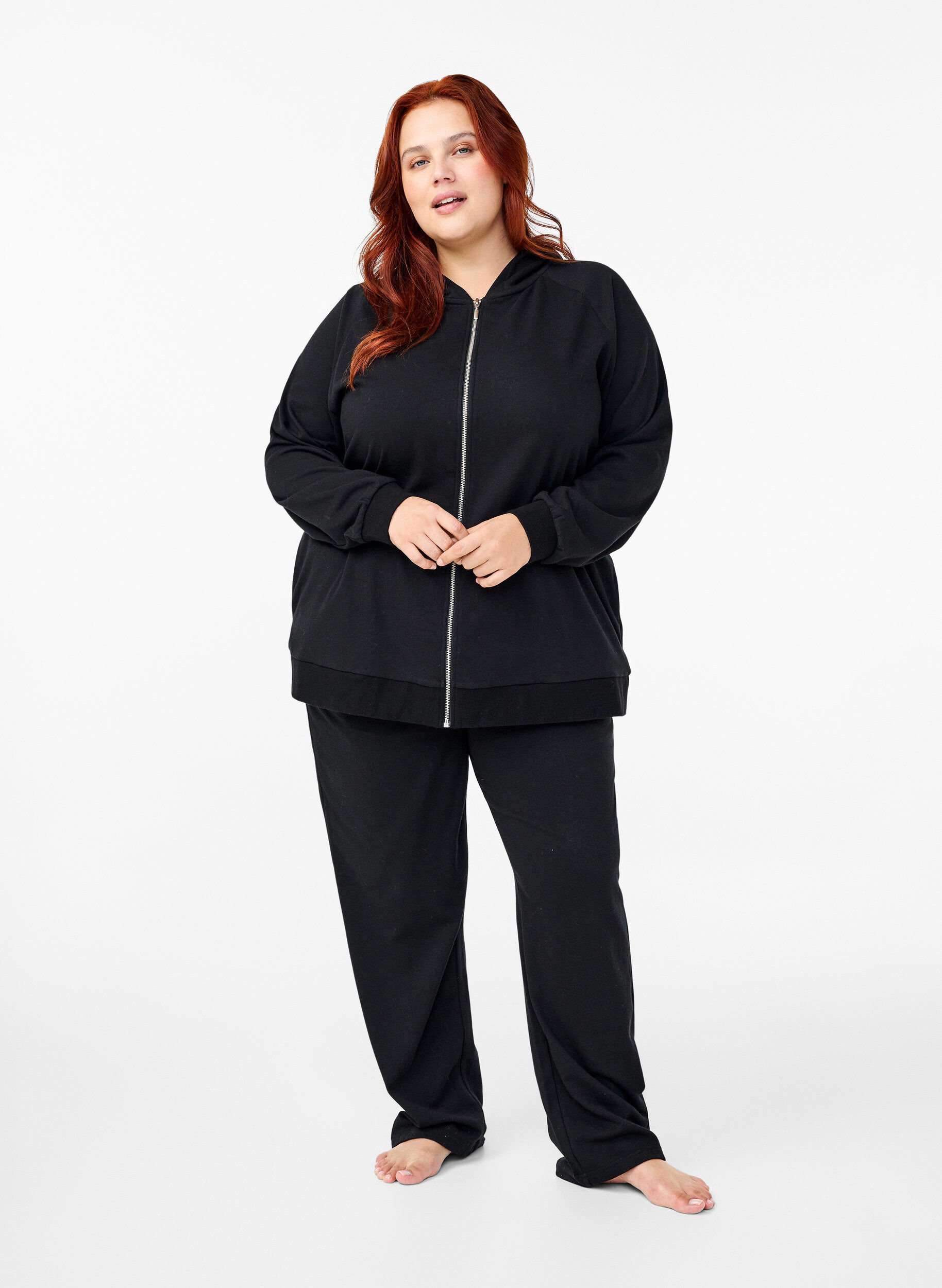 ZizziSweat-Cardigan mit Kapuze und Taschen, Schwarz, Model image number 1