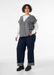 Strickweste mit V-Ausschnitt und Zierkn&ouml;pfen, Grau, Model image number 1