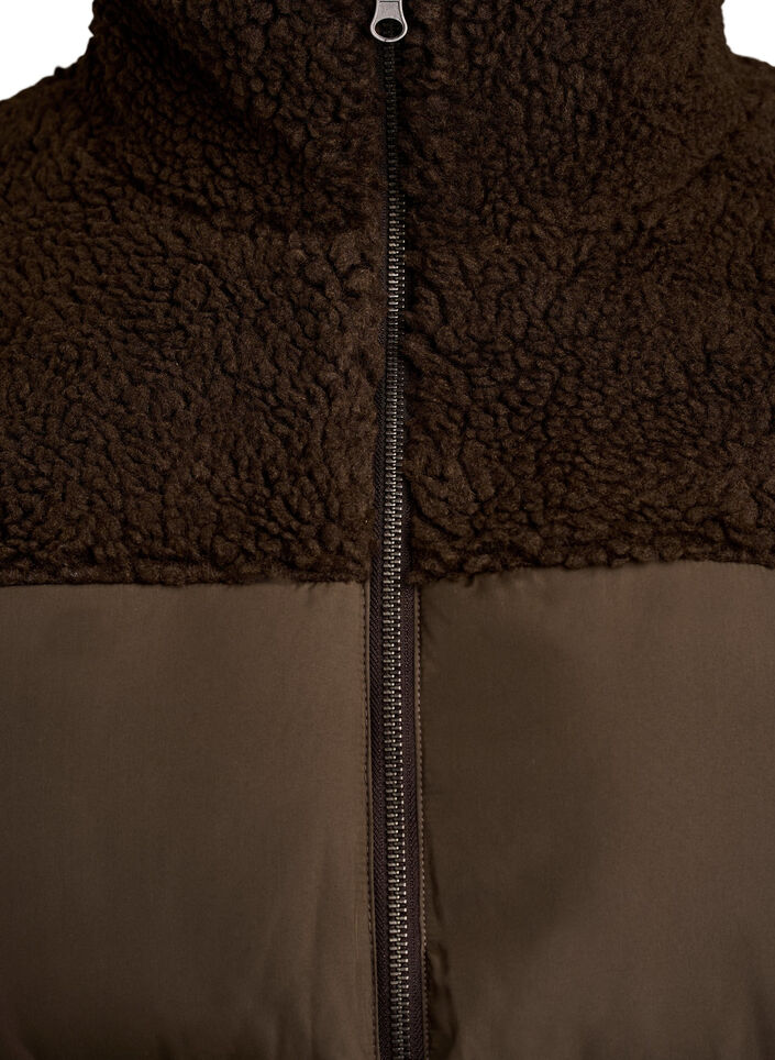 Mittellange Steppjacke mit Teddyfleece, Braun, Packshot image number 2