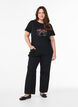 Weihnachts-T-Shirt aus Bio-Baumwolle, Schwarz, Model image number 1