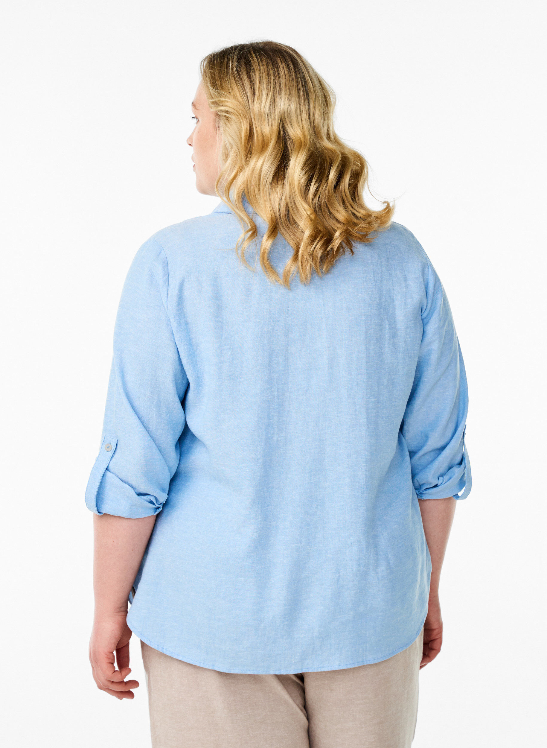 Zizzi Bluse aus Leinen und Viskose mit 3/4-&Auml;rmeln, Blau, Model image number 2