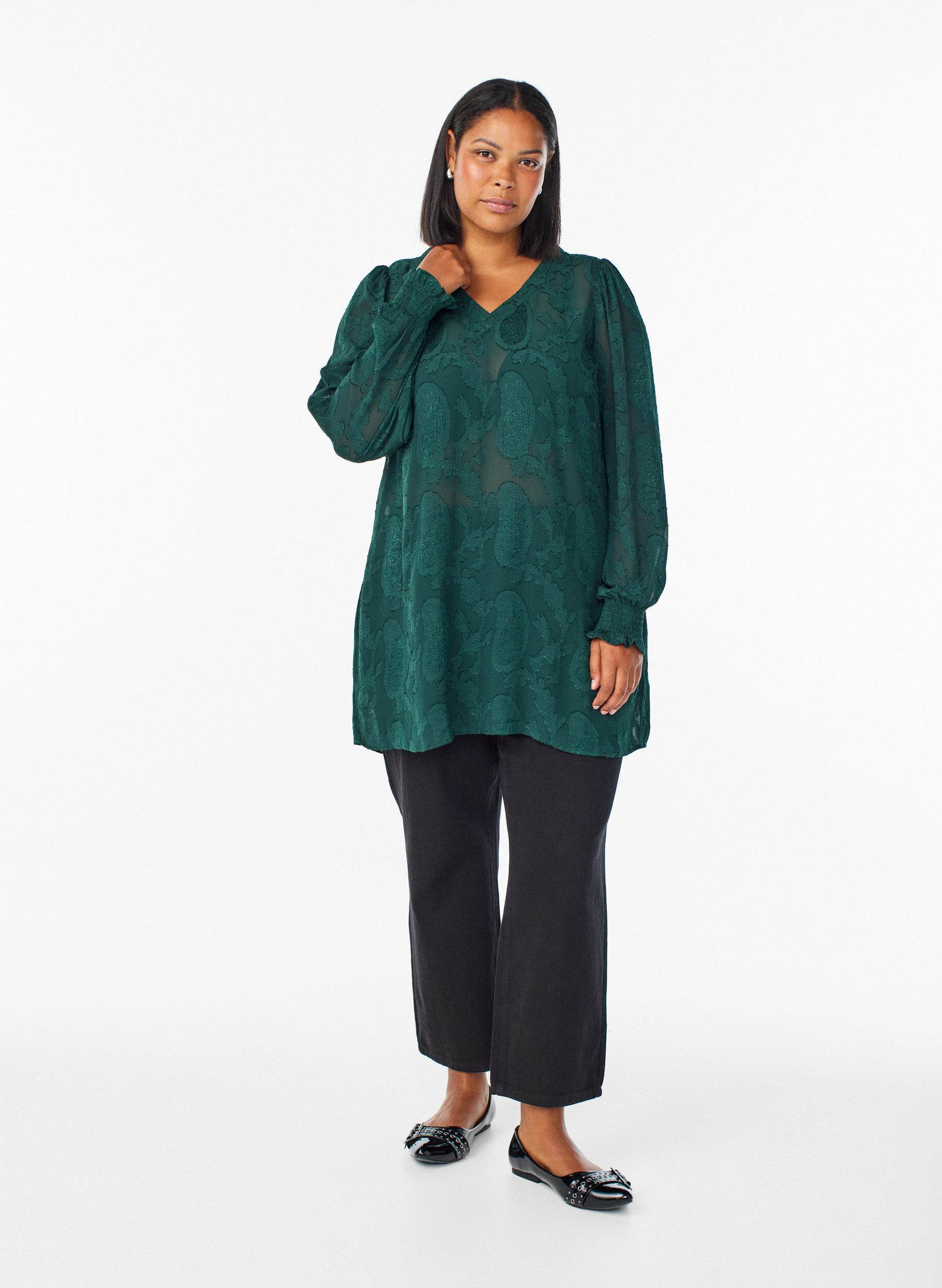 Zizzi Tunika mit Paisley-Muster und langen &Auml;rmeln, Gr&uuml;n, Model image number 1
