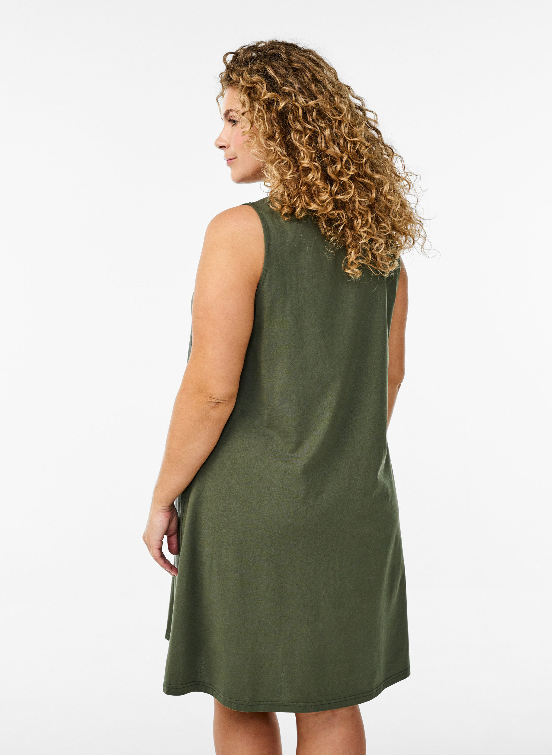 Zizzi &Auml;rmelloses Kleid in A-Linie, Gr&uuml;n, Model image number 2