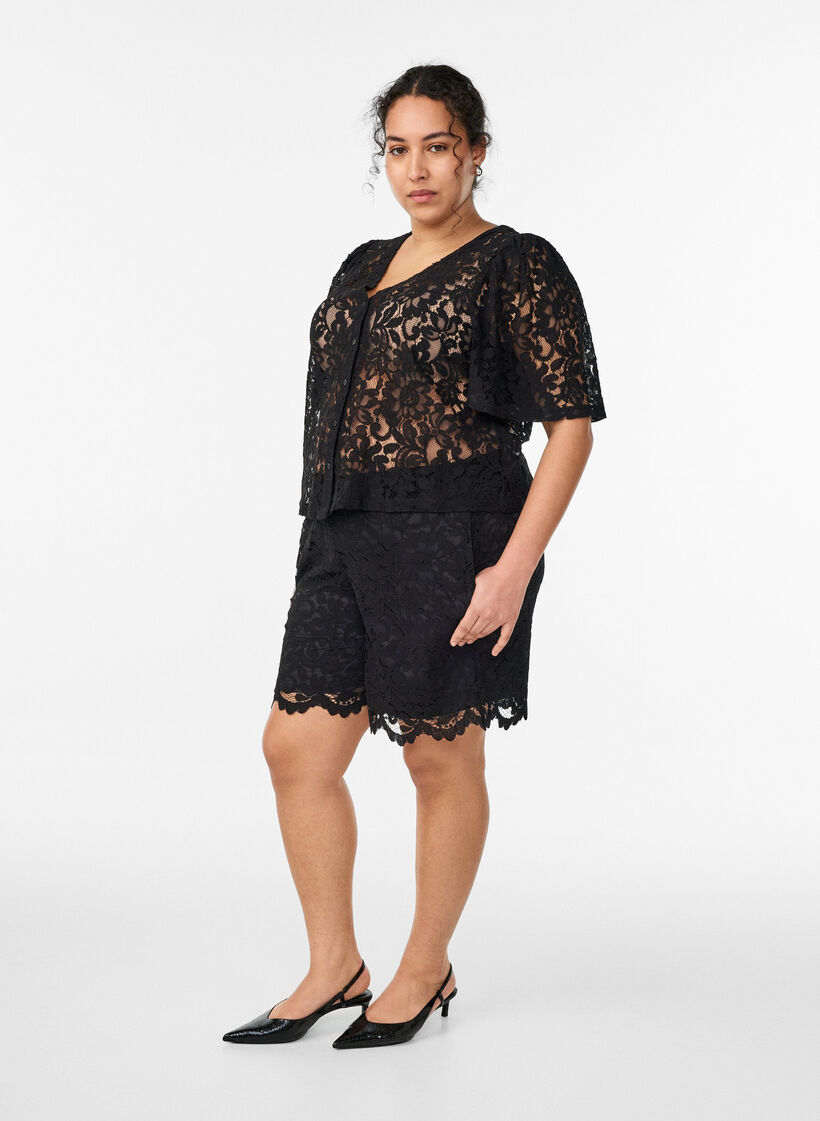 Shorts aus Spitze mit hoher Taille und Taschen, Schwarz, Model image number 1