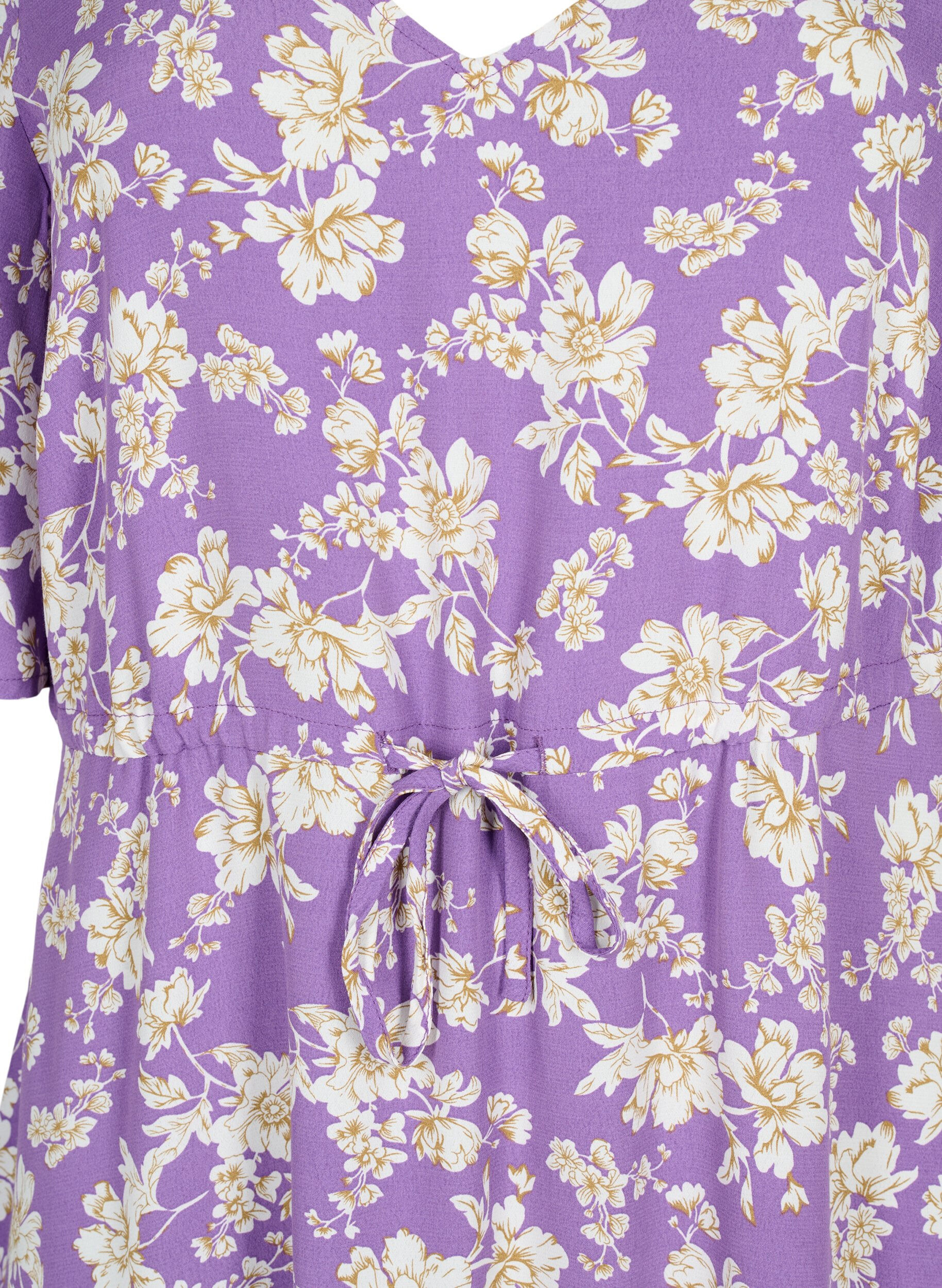 Zizzi Kleid mit 1/2 &Auml;rmeln und Blumenmuster aus Viskose, Purple Flower AOP, Packshot image number 2